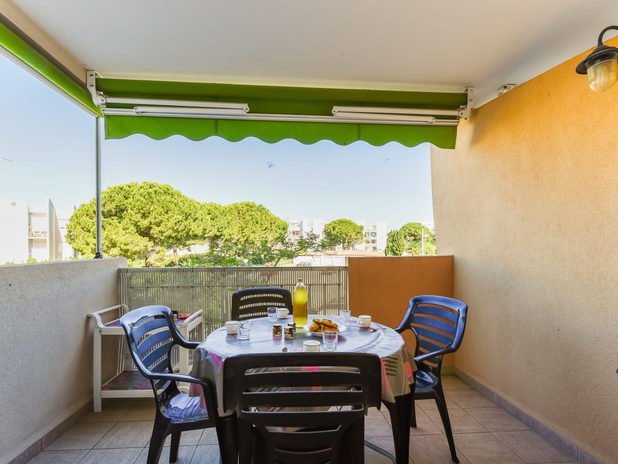 Photo 13 - Appartement de 2 chambres à Le Grau-du-Roi avec piscine et terrasse