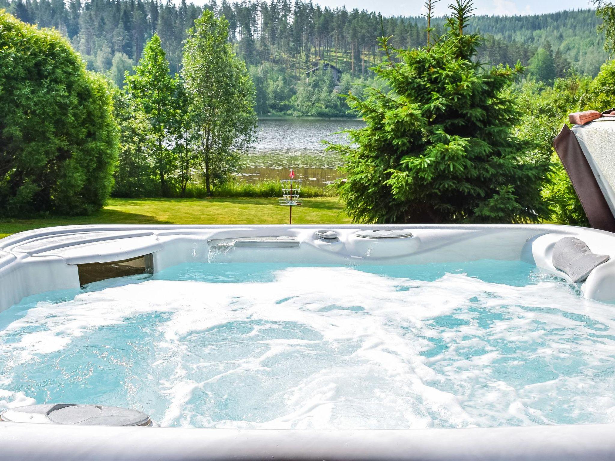 Photo 8 - Maison de 2 chambres à Jämsä avec sauna et bain à remous