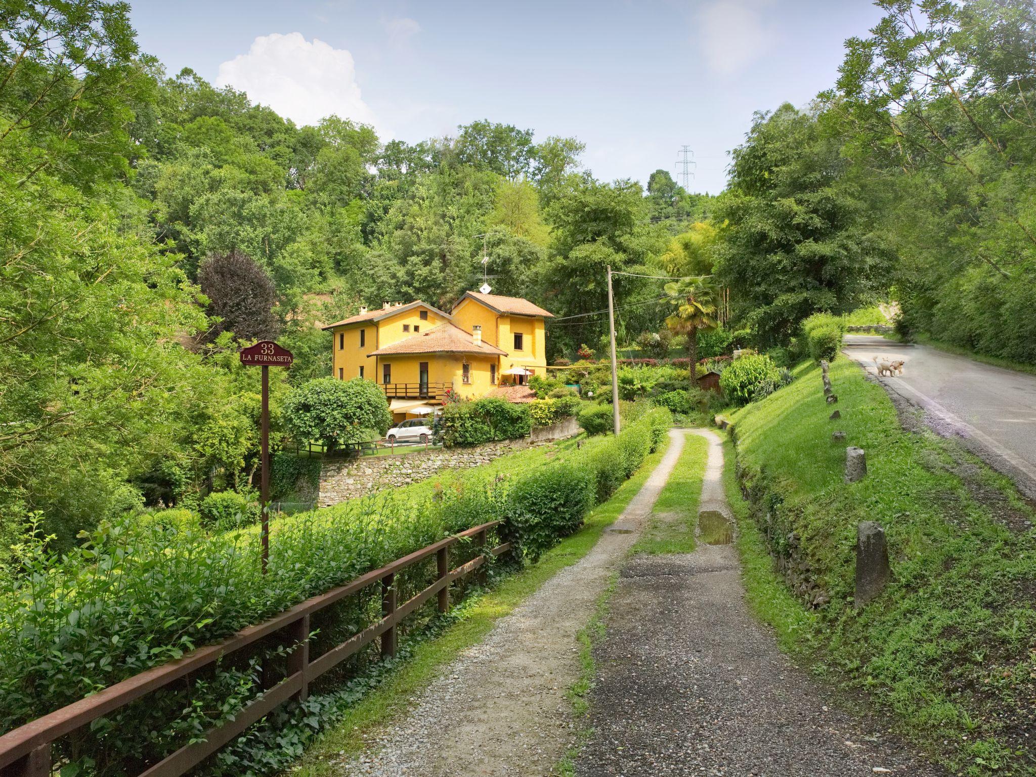 Photo 15 - Appartement de 2 chambres à Arona avec jardin et vues sur la montagne