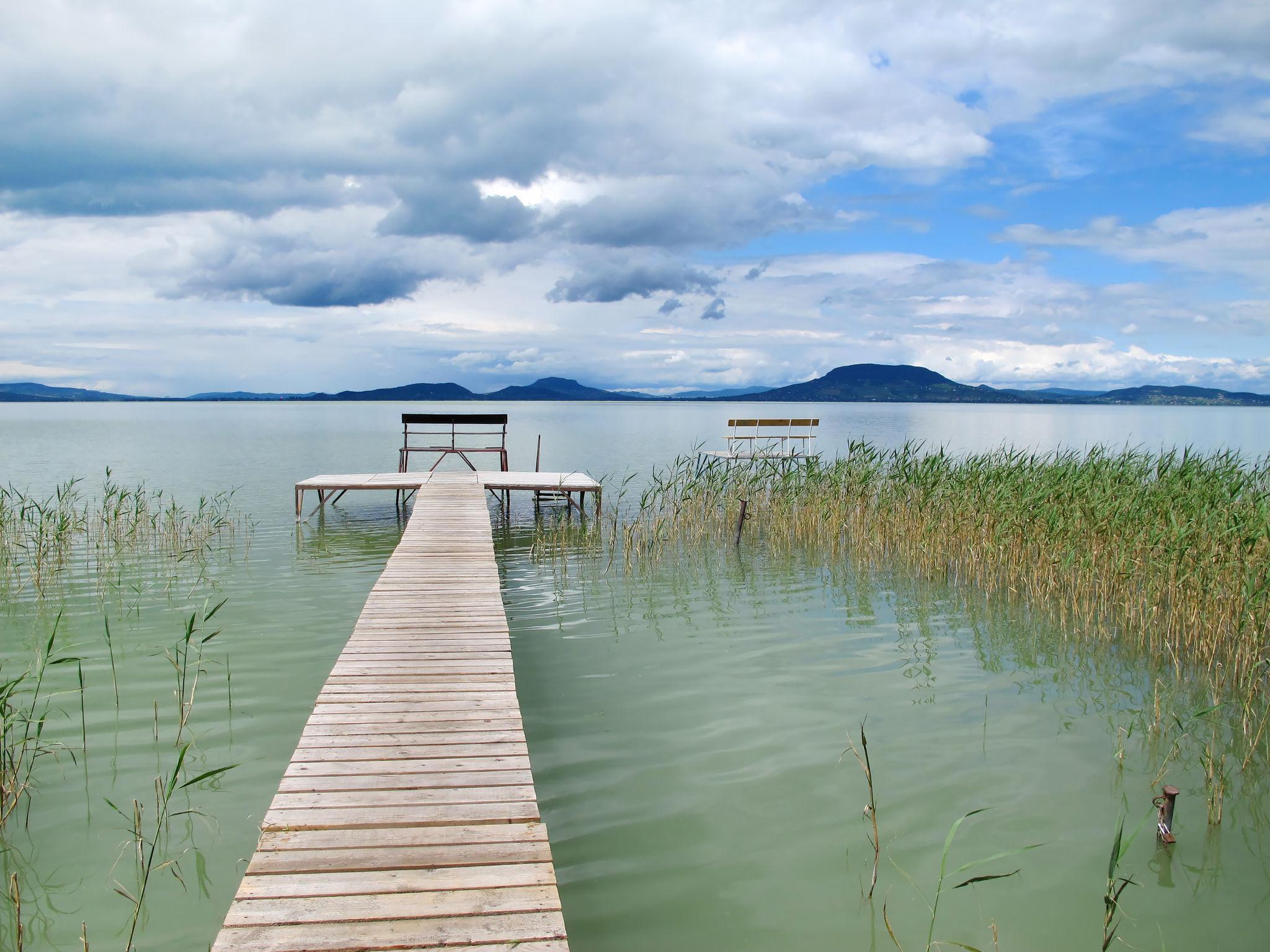 Foto 16 - Casa de 2 quartos em Balatonkeresztúr com jardim e terraço