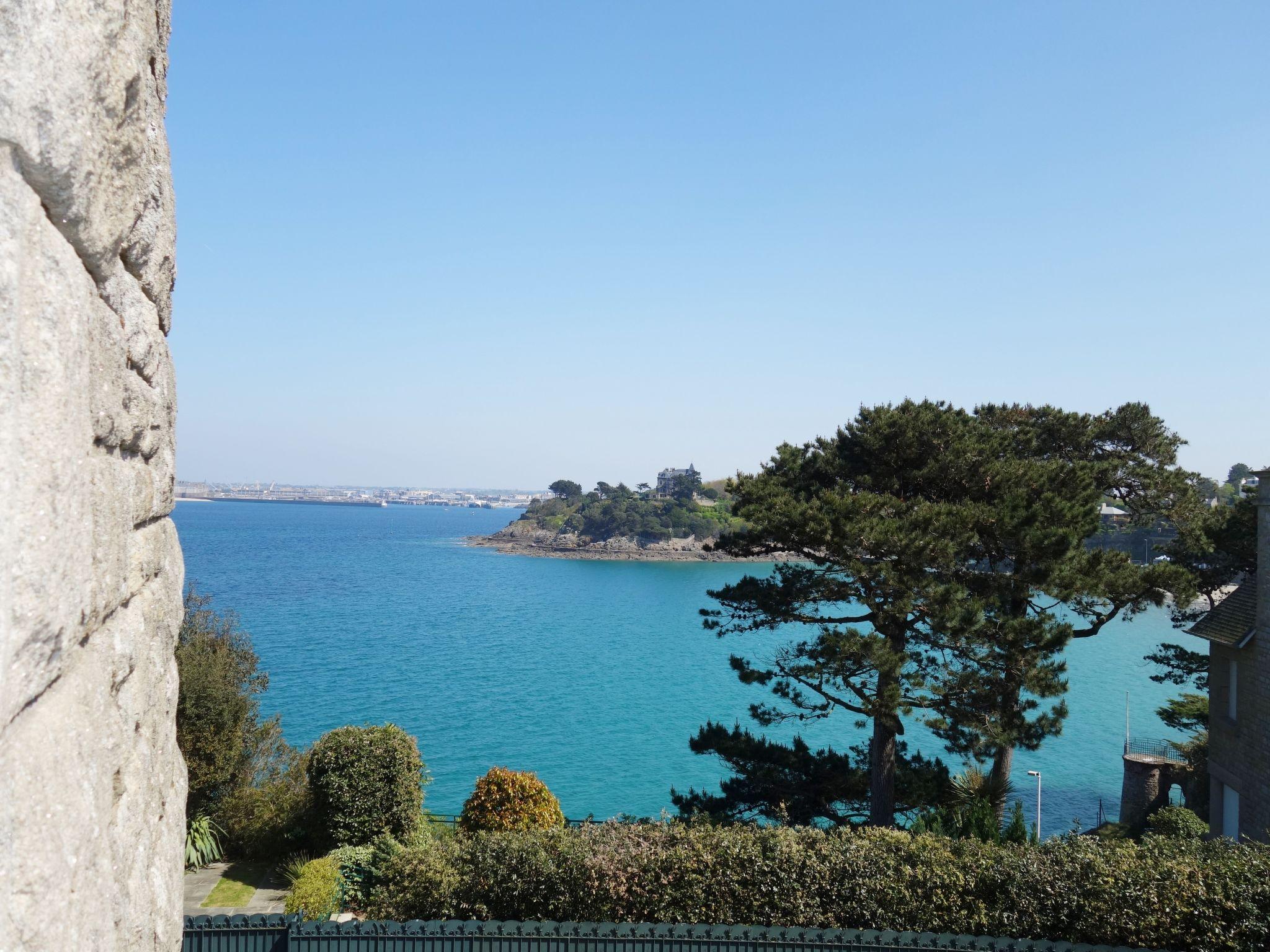 Foto 3 - Casa de 3 habitaciones en Dinard con jardín y vistas al mar