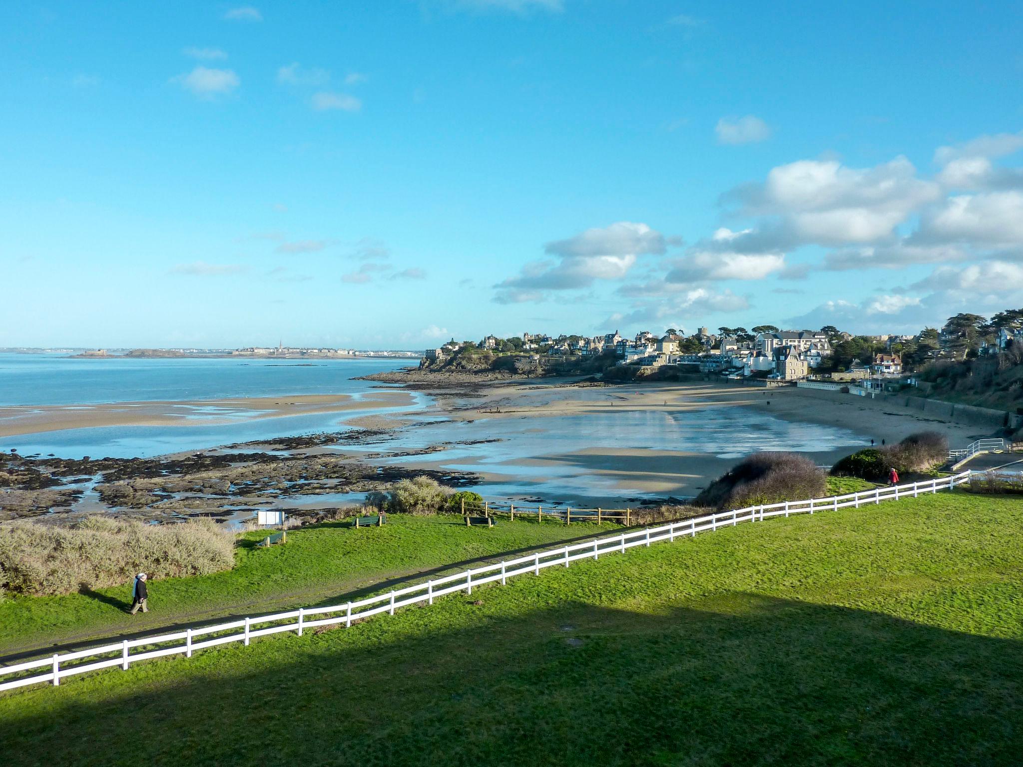 Foto 20 - Apartment mit 1 Schlafzimmer in Dinard mit blick aufs meer