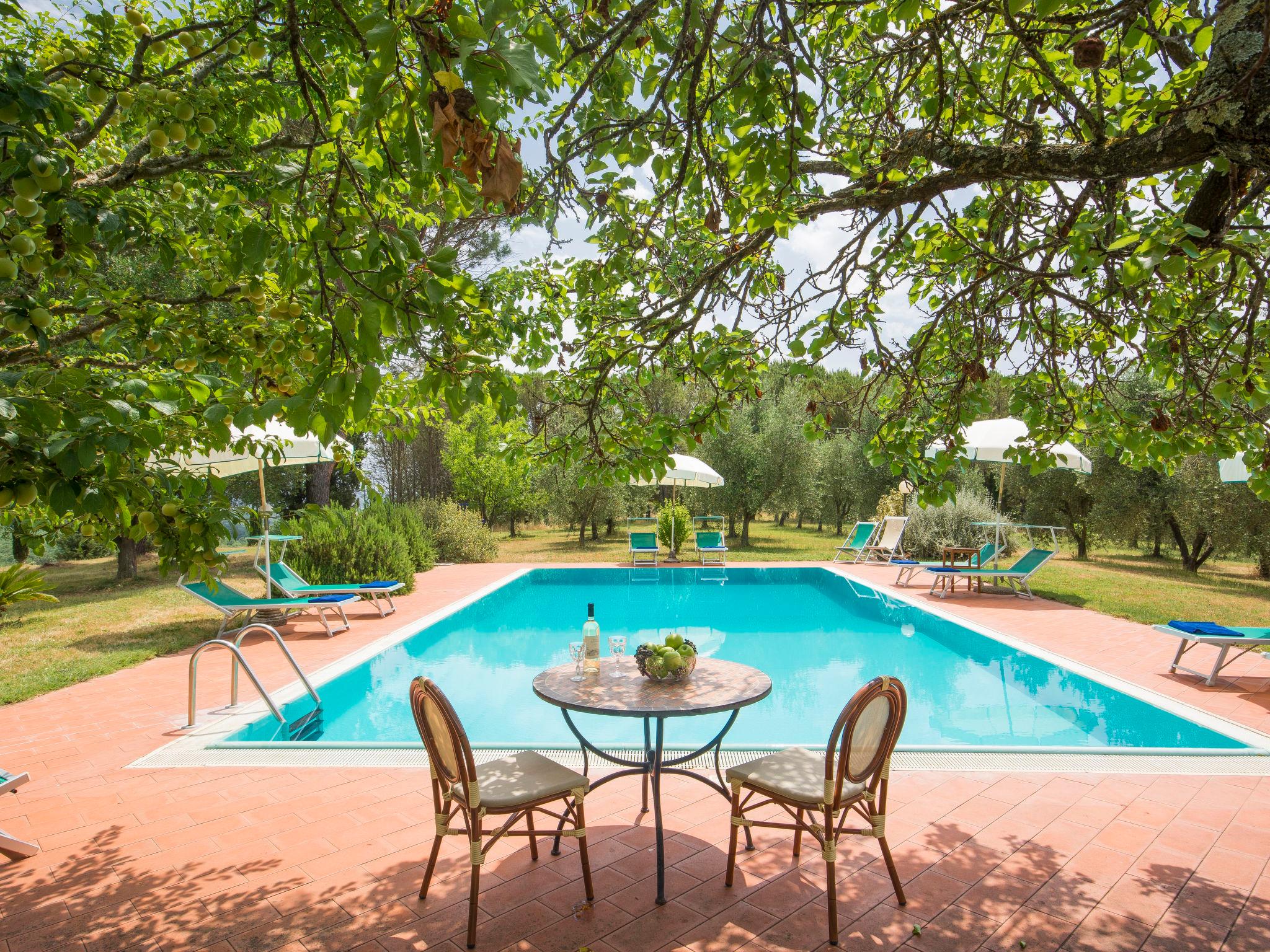 Photo 2 - Maison de 6 chambres à Vinci avec piscine privée et jardin