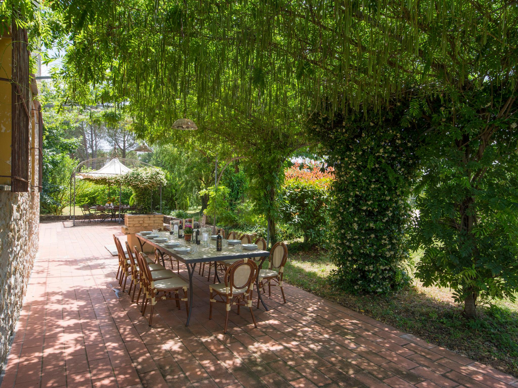 Photo 30 - Maison de 6 chambres à Vinci avec piscine privée et jardin