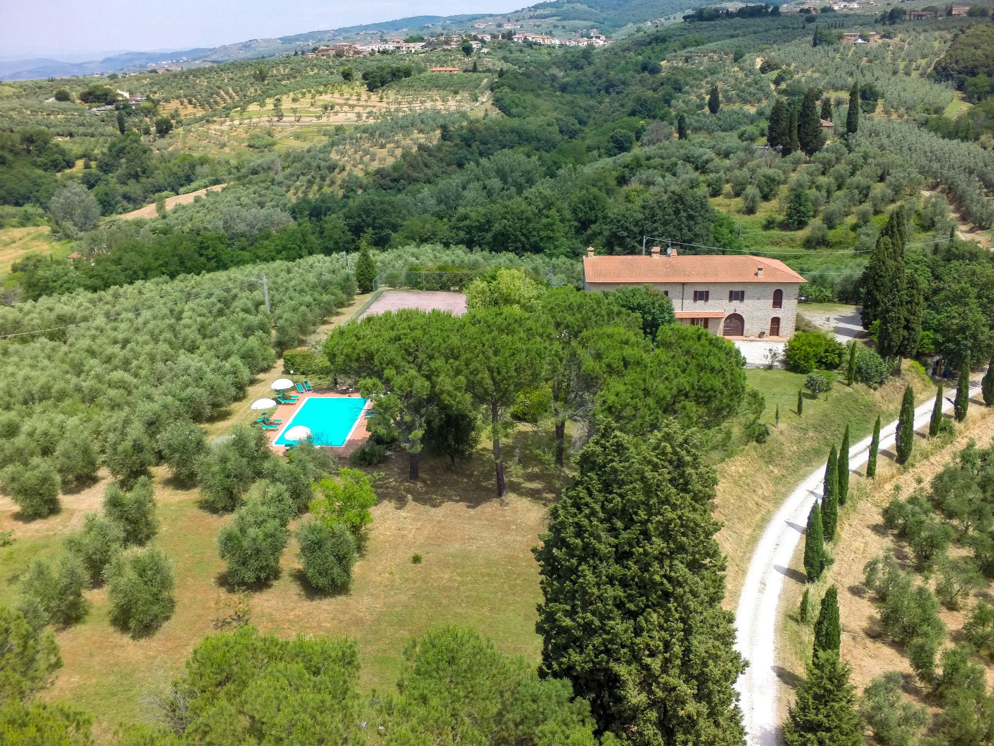 Foto 1 - Casa con 6 camere da letto a Vinci con piscina privata e giardino