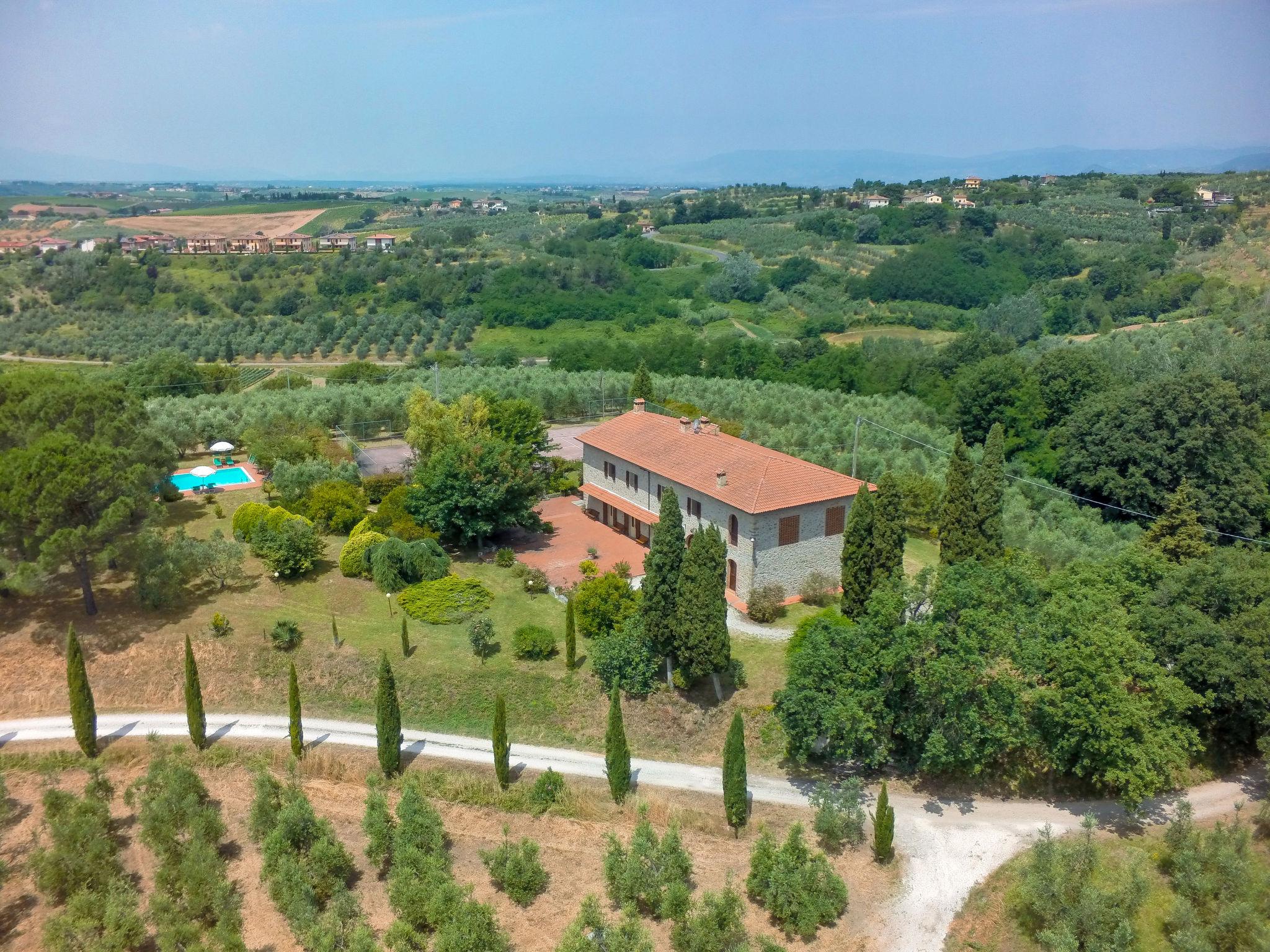 Foto 42 - Casa con 6 camere da letto a Vinci con piscina privata e giardino