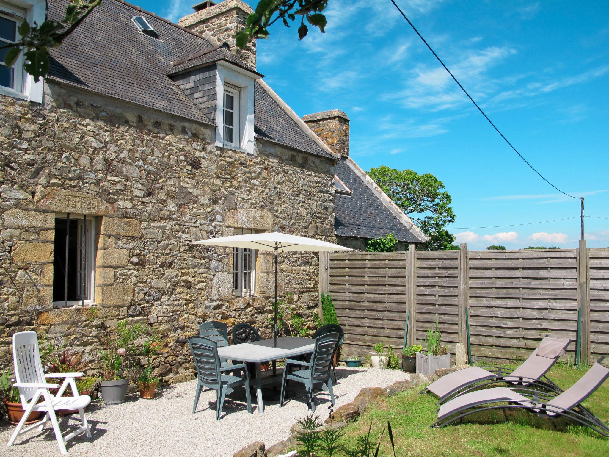 Photo 20 - Maison de 2 chambres à Crozon avec jardin et vues à la mer