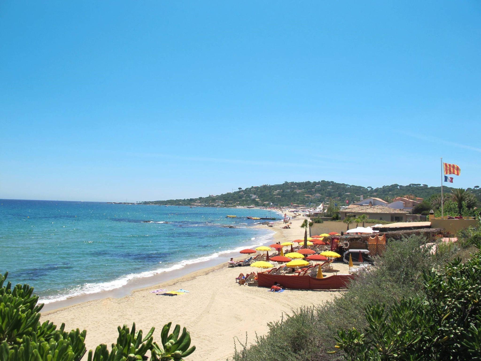 Photo 22 - Appartement de 2 chambres à Sainte-Maxime avec piscine et vues à la mer