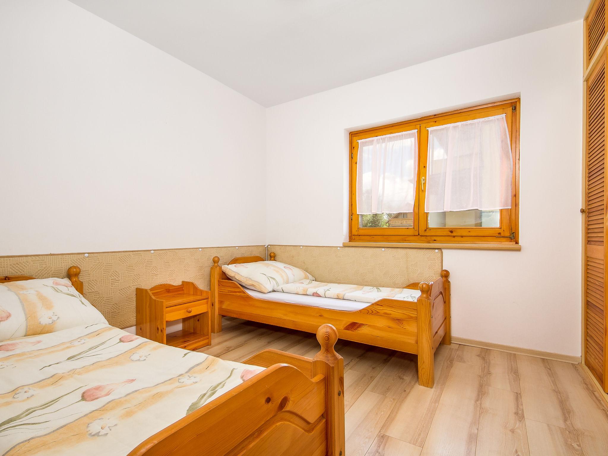 Foto 7 - Apartamento de 2 quartos em Balatonmáriafürdő com piscina e jardim