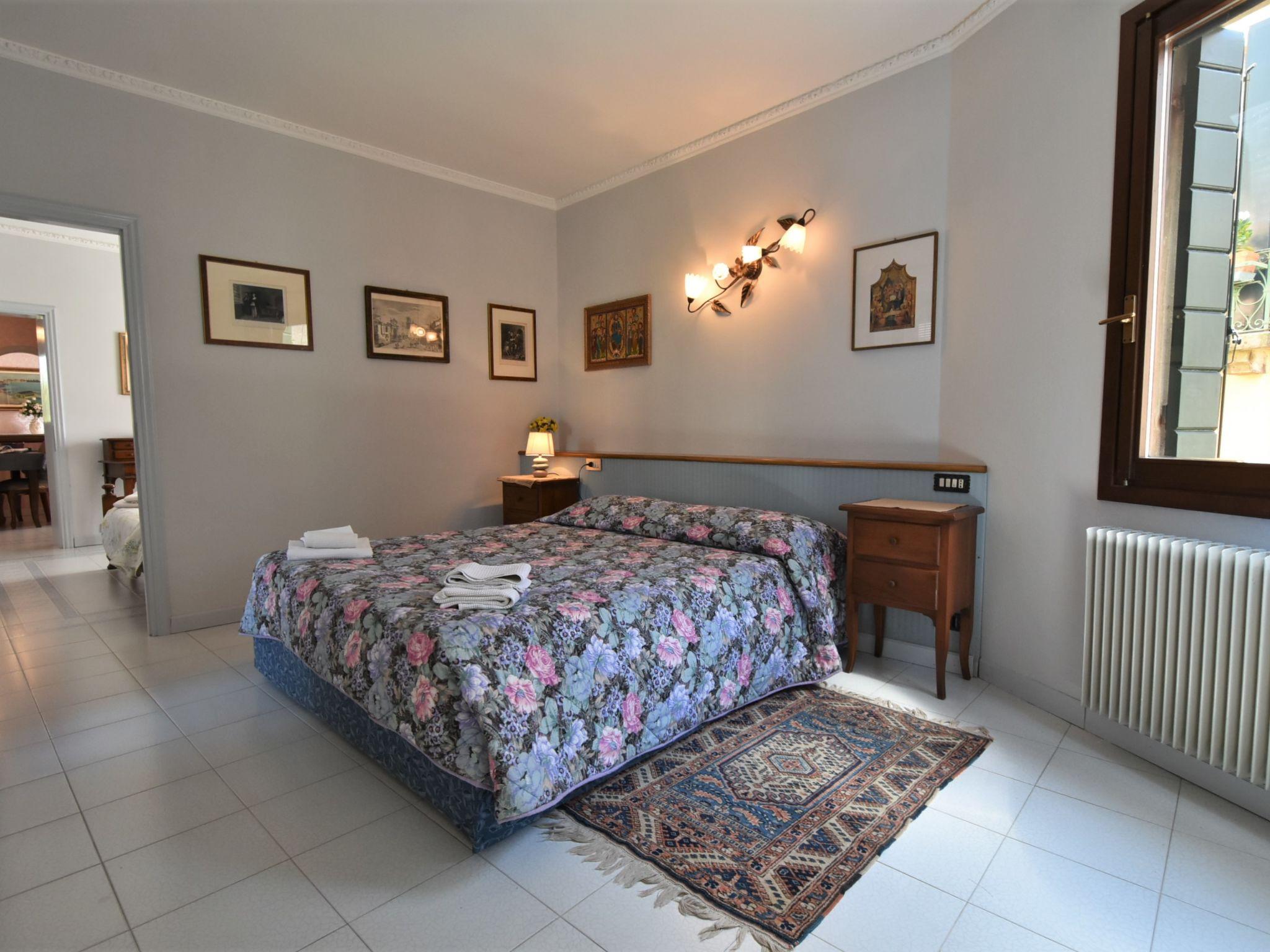 Foto 4 - Appartamento con 2 camere da letto a Venezia