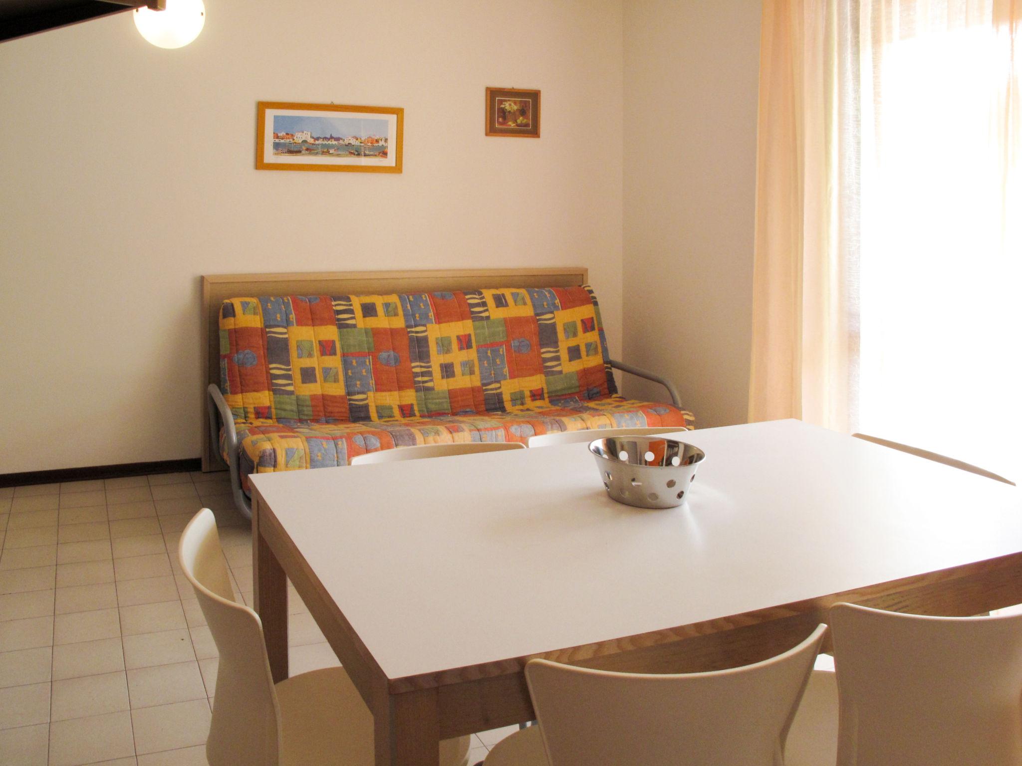 Photo 3 - Appartement de 2 chambres à San Michele al Tagliamento avec piscine et vues à la mer