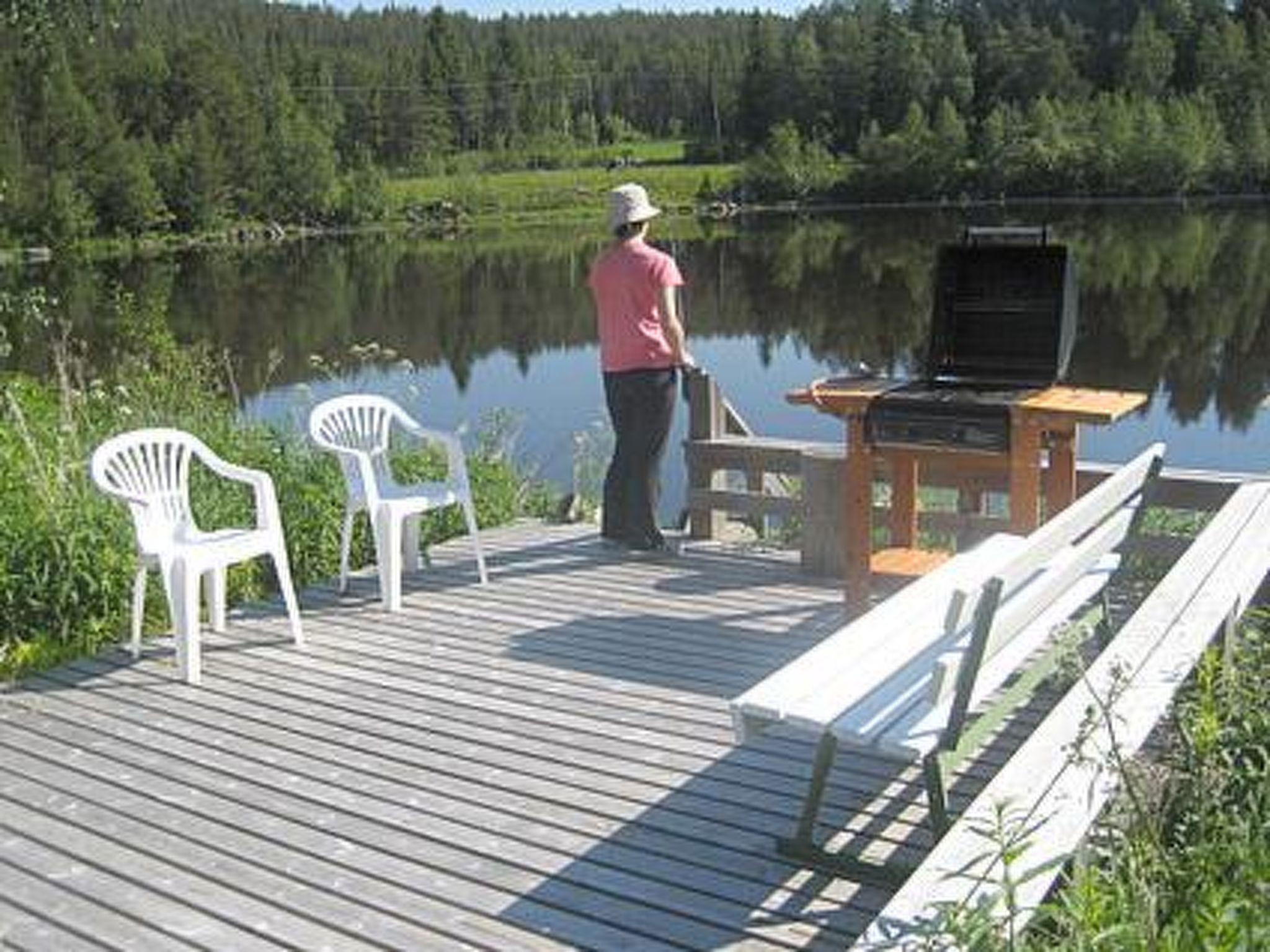 Foto 1 - Casa de 1 habitación en Kemijärvi con sauna y vistas a la montaña