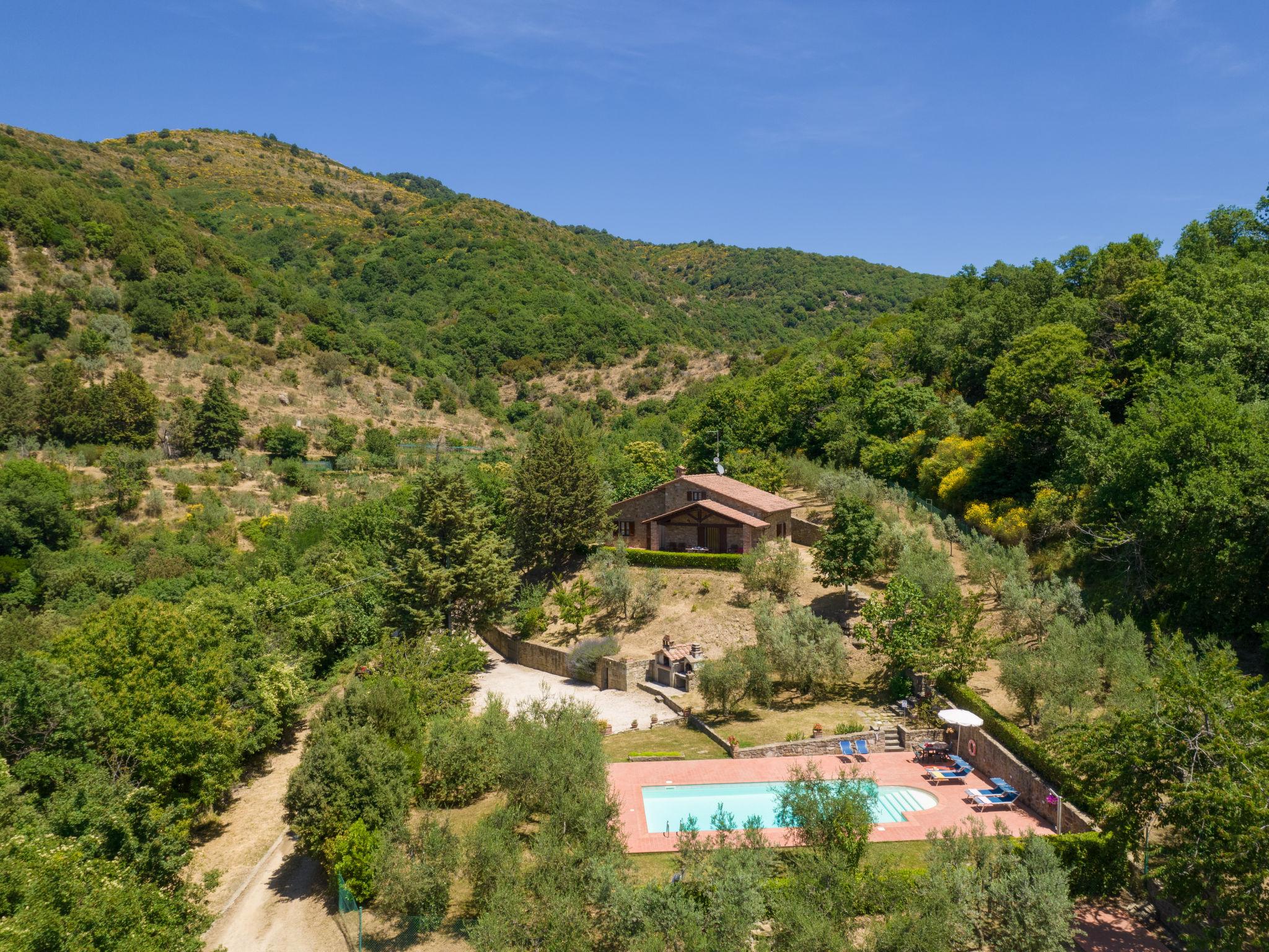 Foto 1 - Casa con 2 camere da letto a Castiglion Fiorentino con piscina privata e giardino