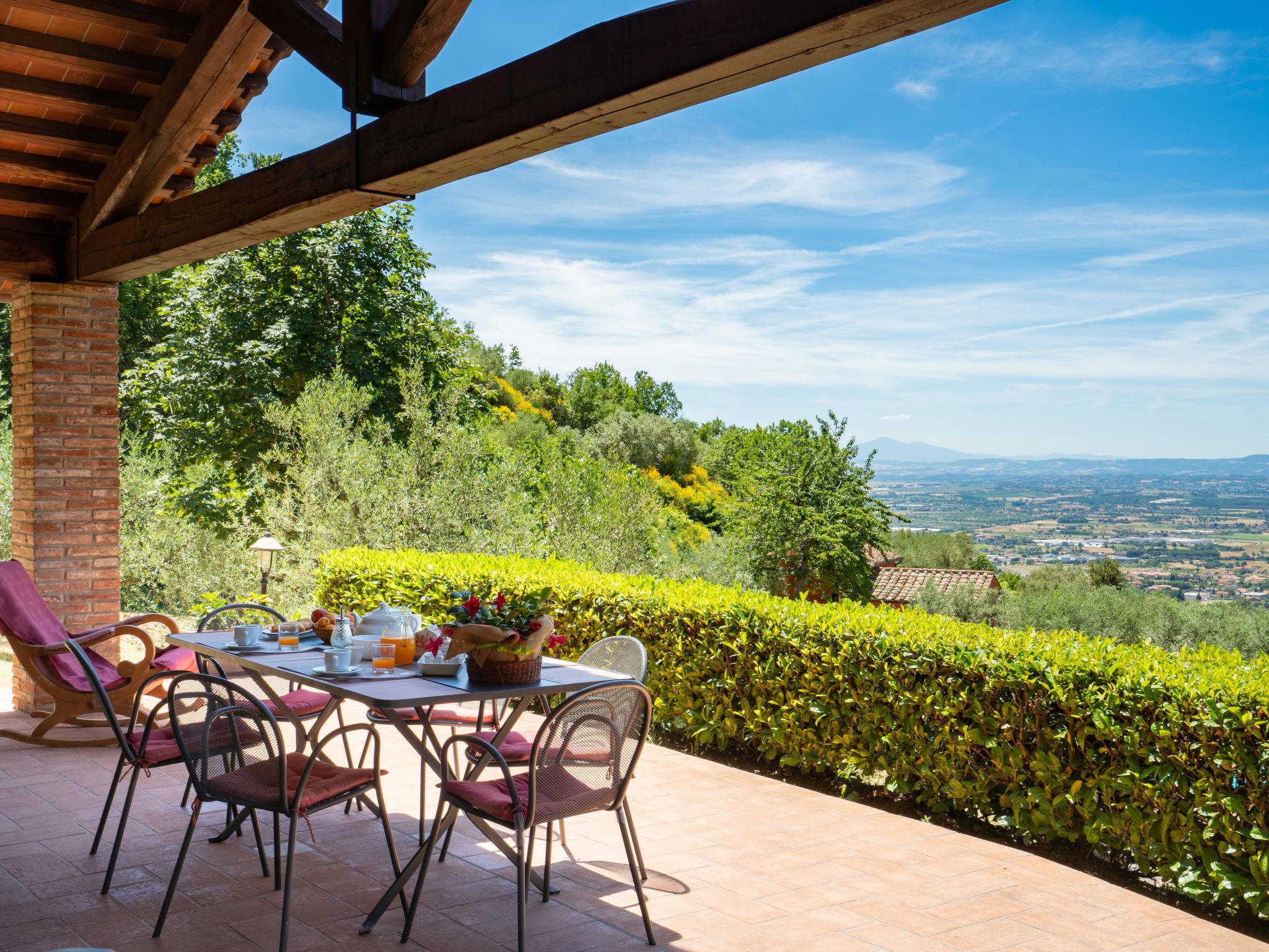 Foto 5 - Haus mit 2 Schlafzimmern in Castiglion Fiorentino mit privater pool und garten