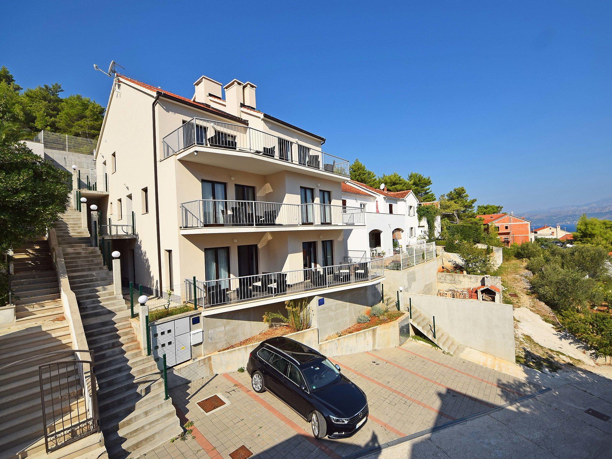 Photo 13 - Appartement de 2 chambres à Postira avec terrasse