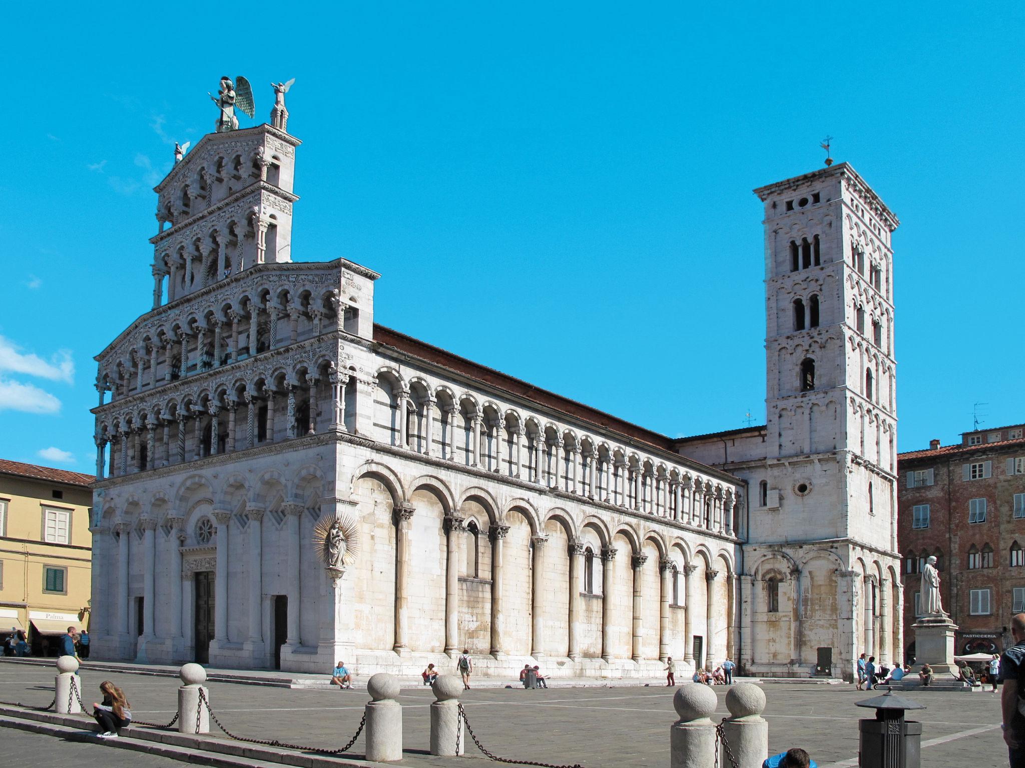 Photo 21 - 2 bedroom Apartment in Lucca with swimming pool and garden