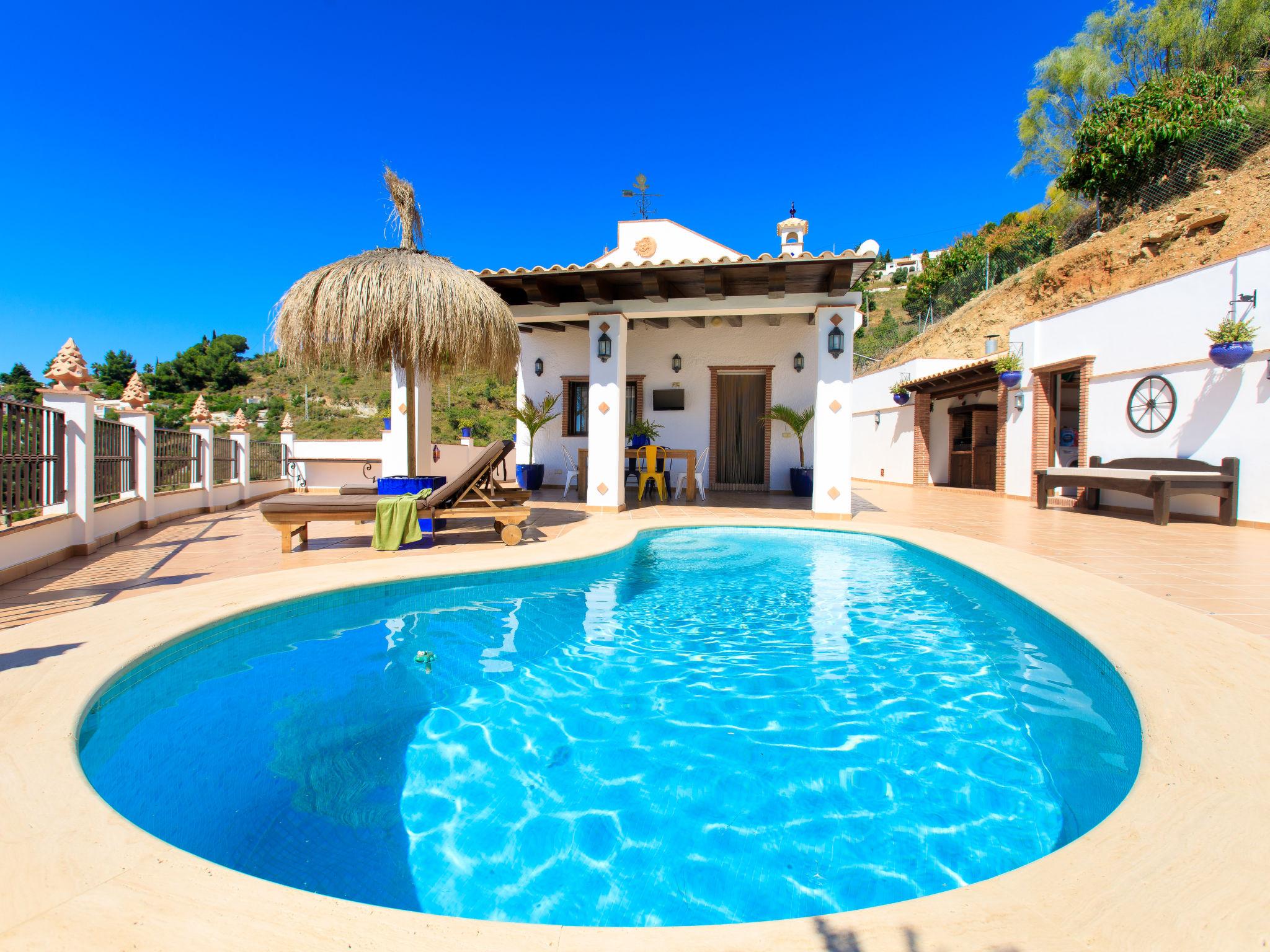 Foto 16 - Casa de 1 quarto em Almuñécar com piscina privada e vistas do mar