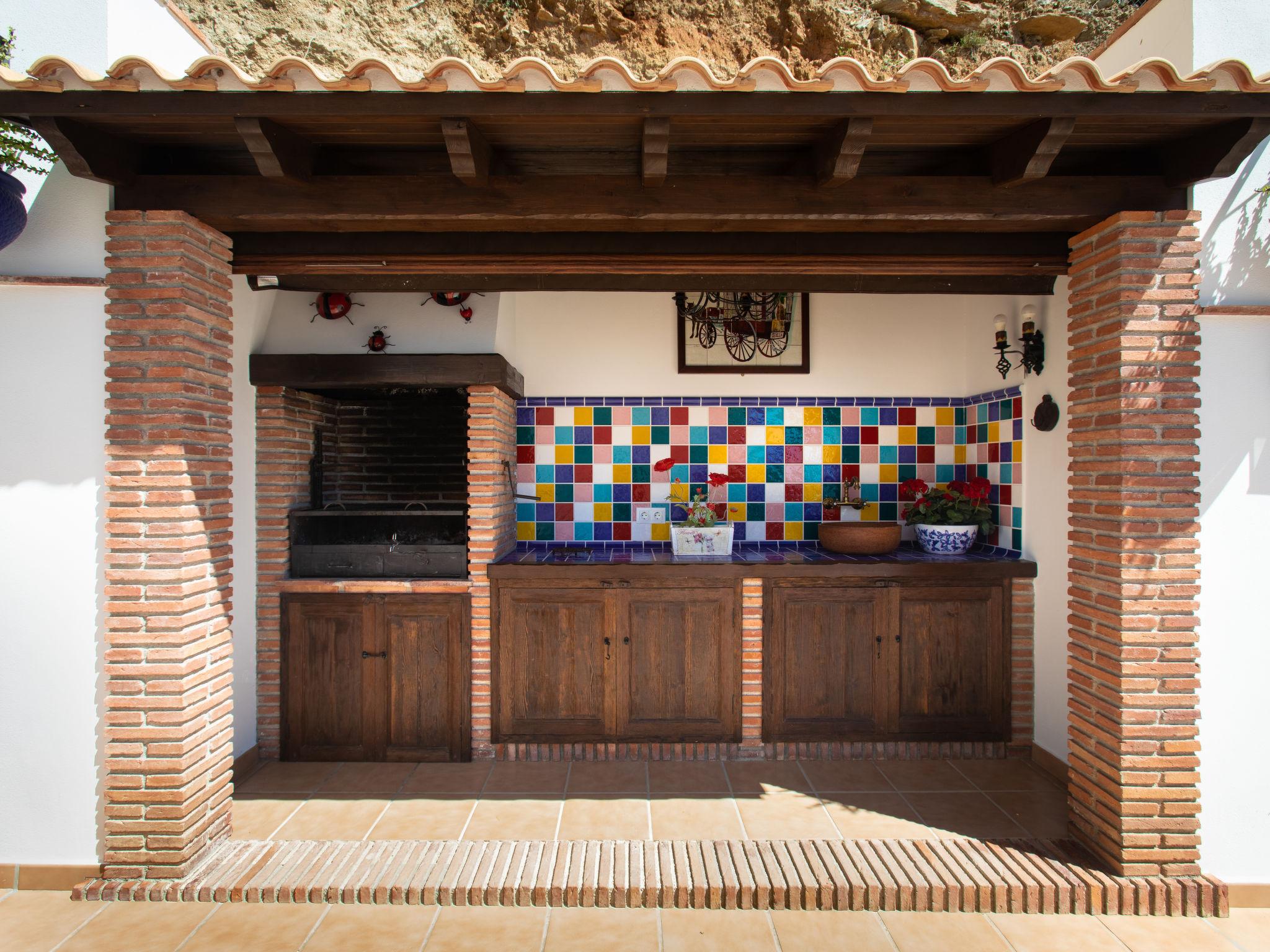 Foto 4 - Casa con 1 camera da letto a Almuñécar con piscina privata e vista mare