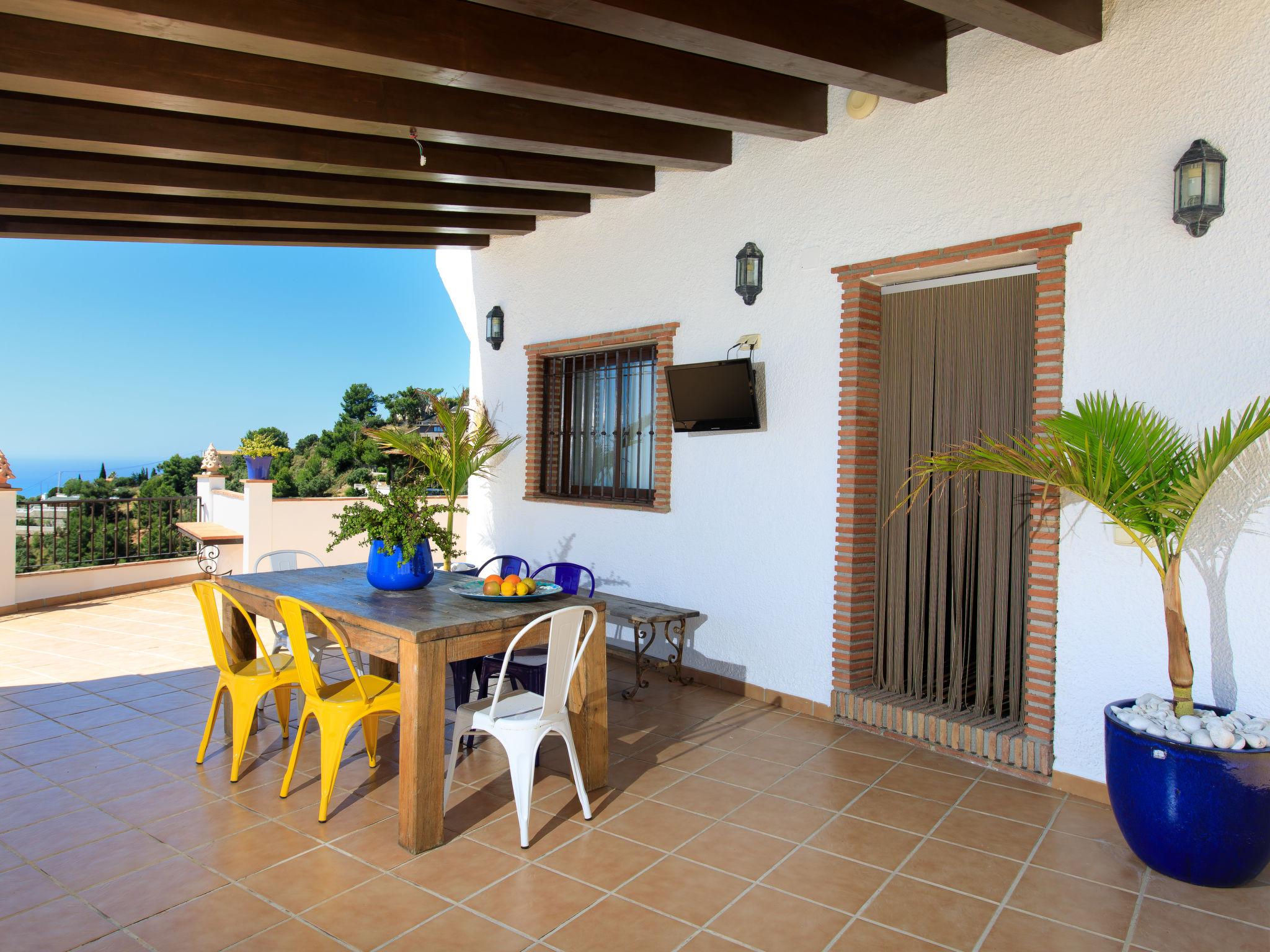 Photo 14 - 1 bedroom House in Almuñécar with private pool and sea view