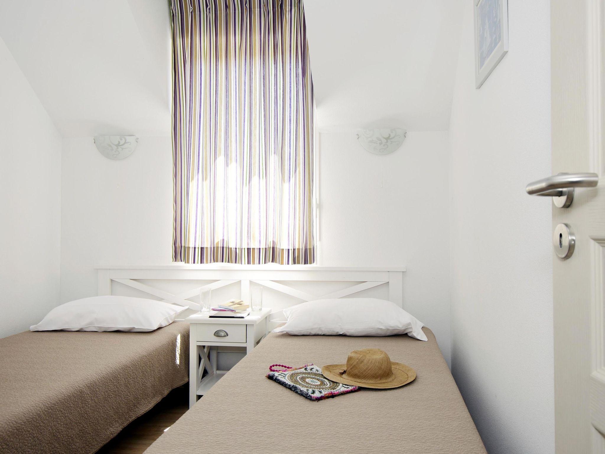 Foto 9 - Casa con 3 camere da letto a Sarlat-la-Canéda con piscina e terrazza