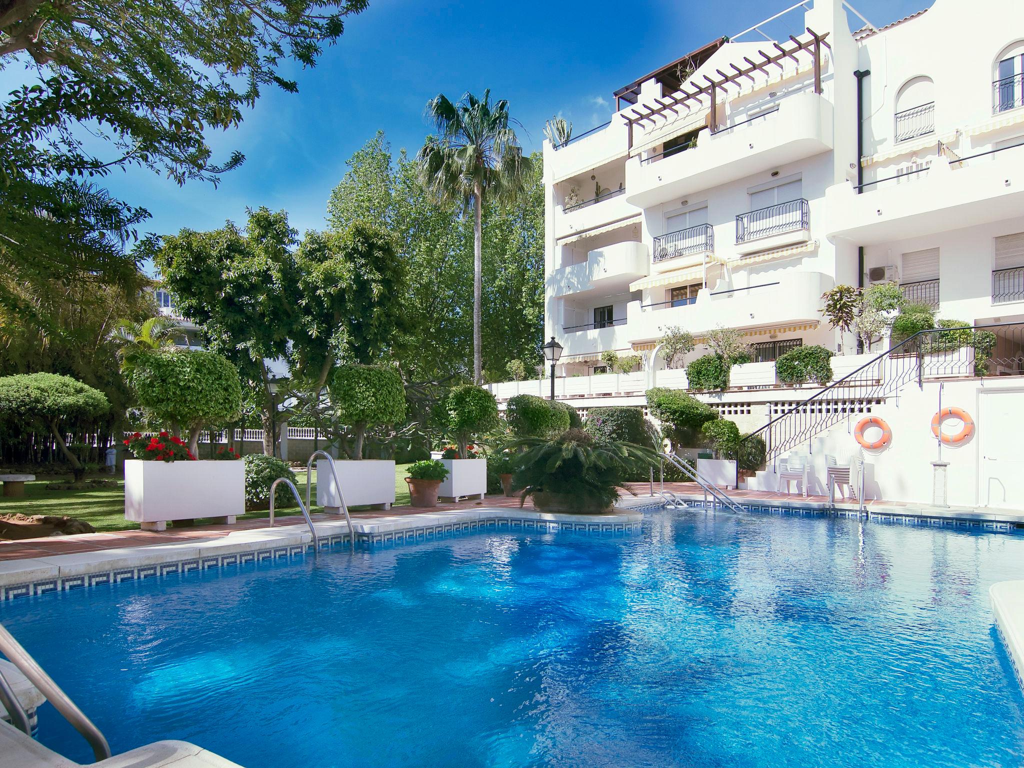 Foto 1 - Apartamento de 3 quartos em Torremolinos com piscina e vistas do mar