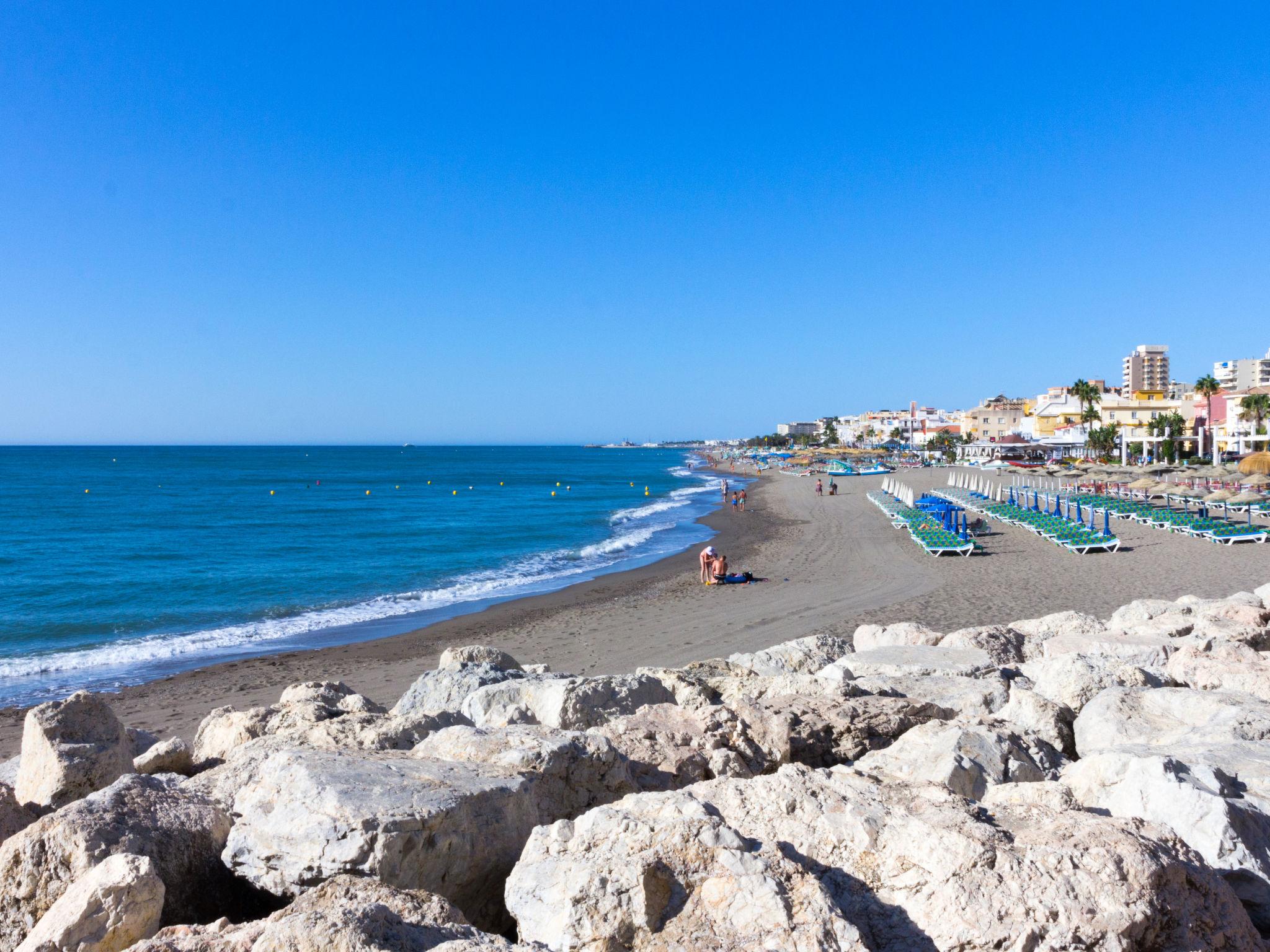 Photo 20 - Appartement de 2 chambres à Torremolinos avec piscine et vues à la mer