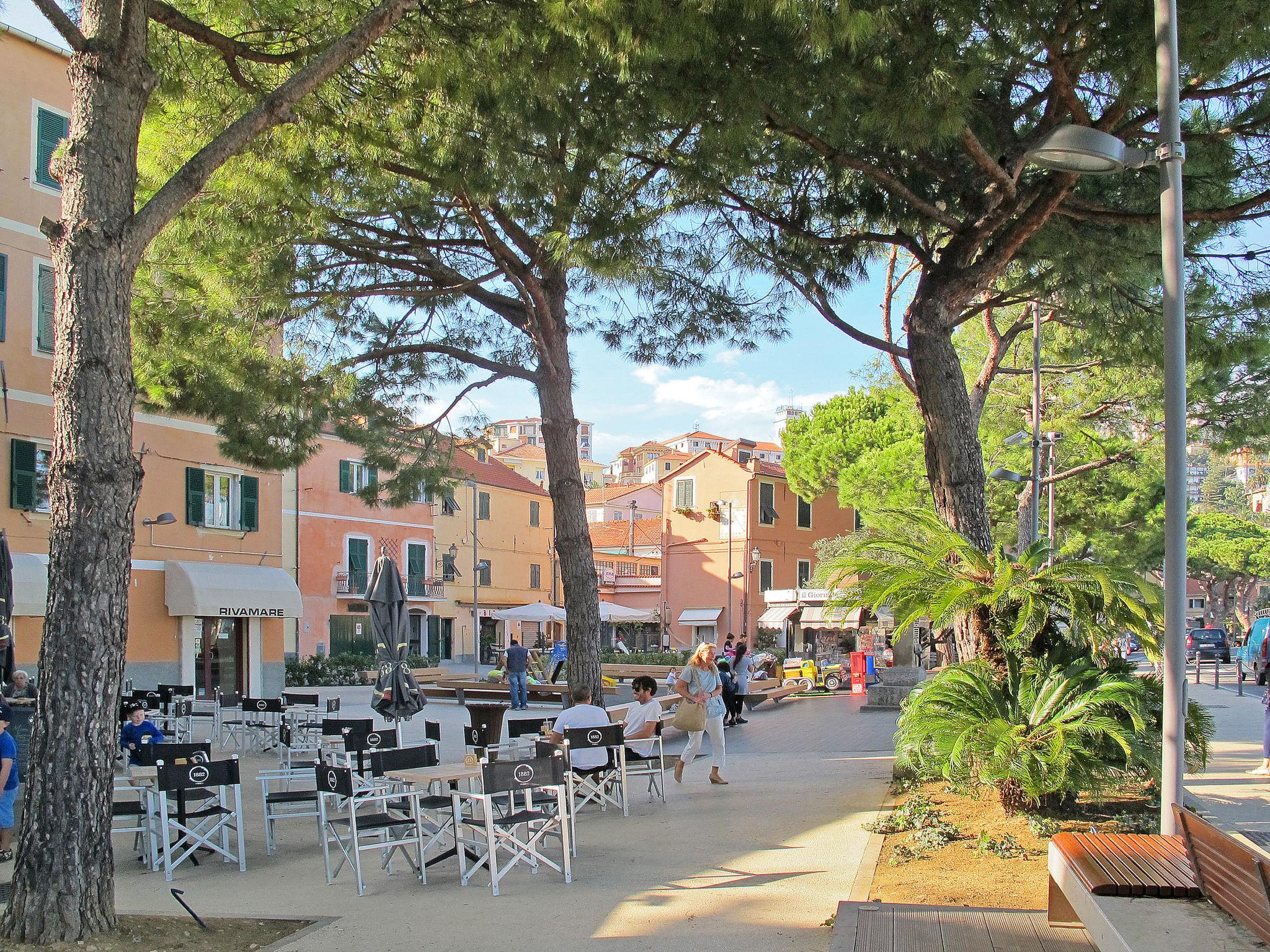 Photo 31 - Appartement de 1 chambre à Imperia avec piscine et vues à la mer