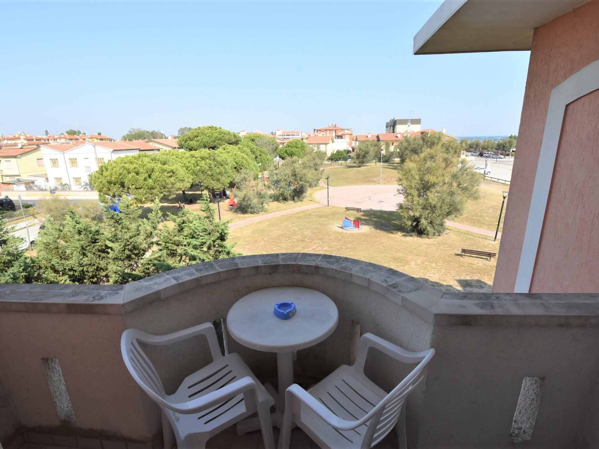 Photo 20 - 2 bedroom Apartment in Comacchio with garden and sea view