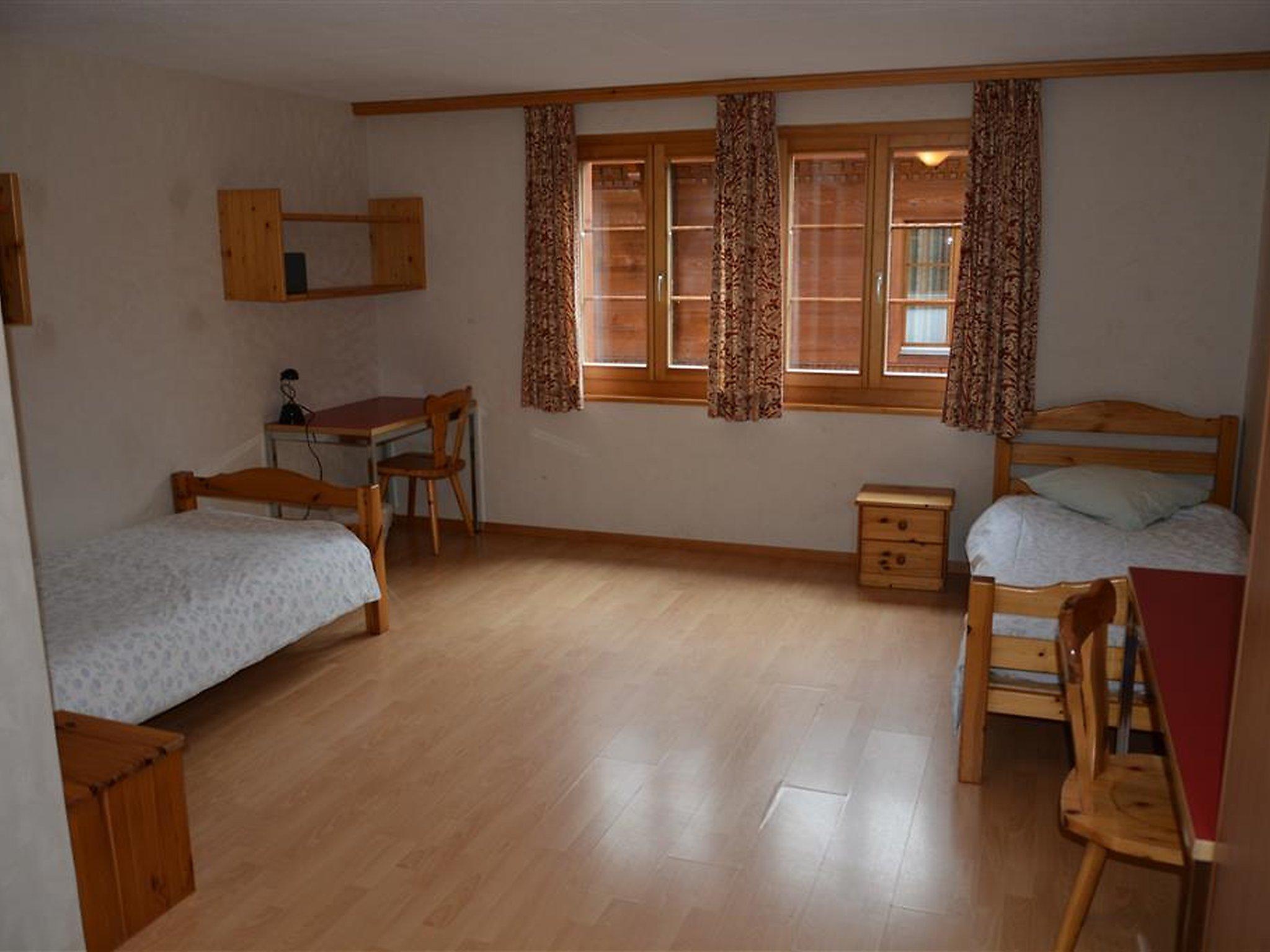 Foto 8 - Apartamento de 3 quartos em Saanen