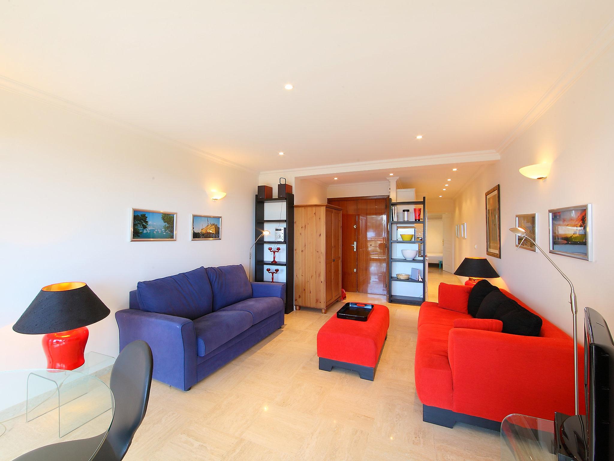 Foto 4 - Apartment mit 1 Schlafzimmer in Cannes mit schwimmbad und blick aufs meer