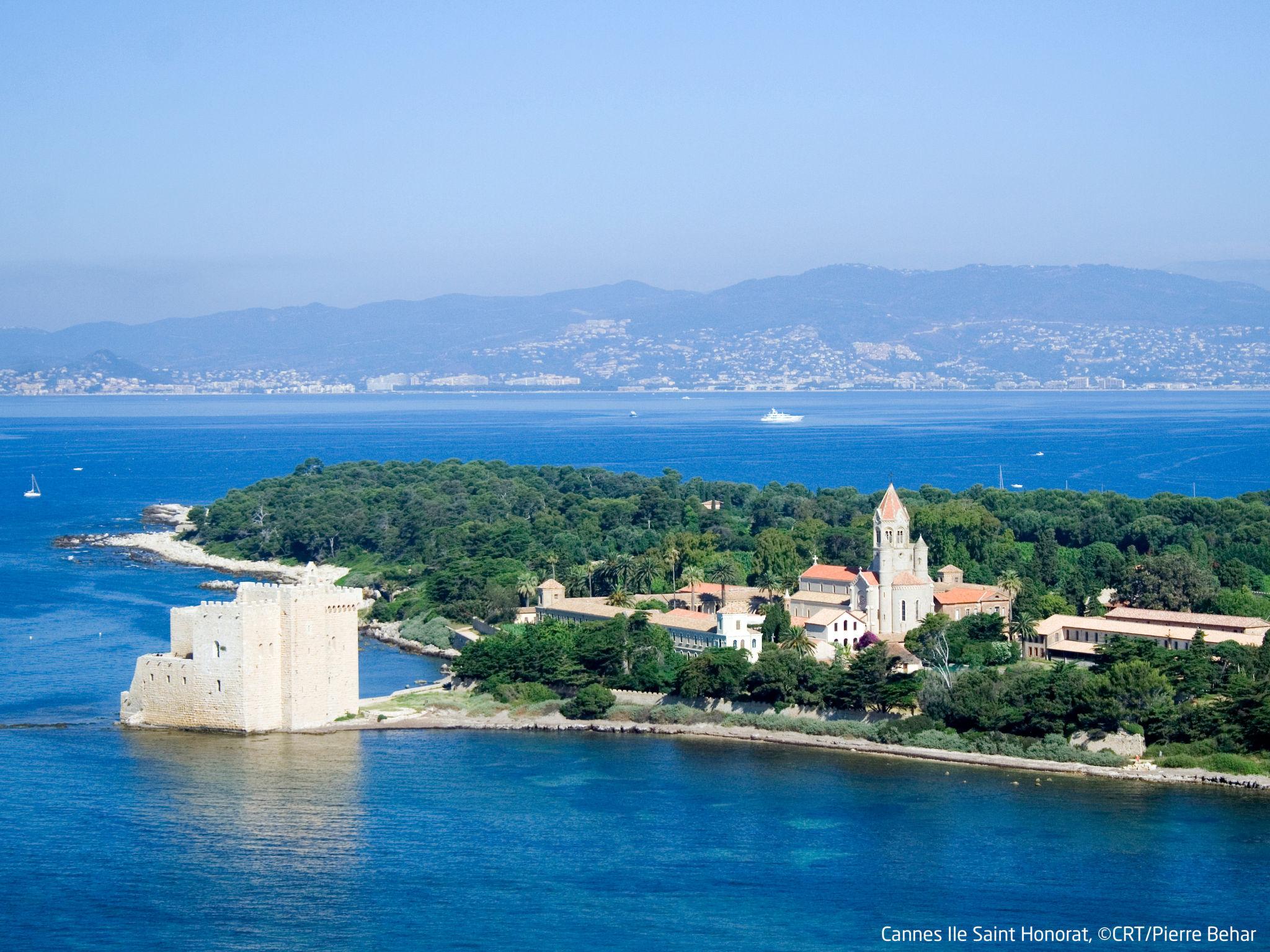 Foto 18 - Appartamento con 1 camera da letto a Cannes con terrazza e vista mare