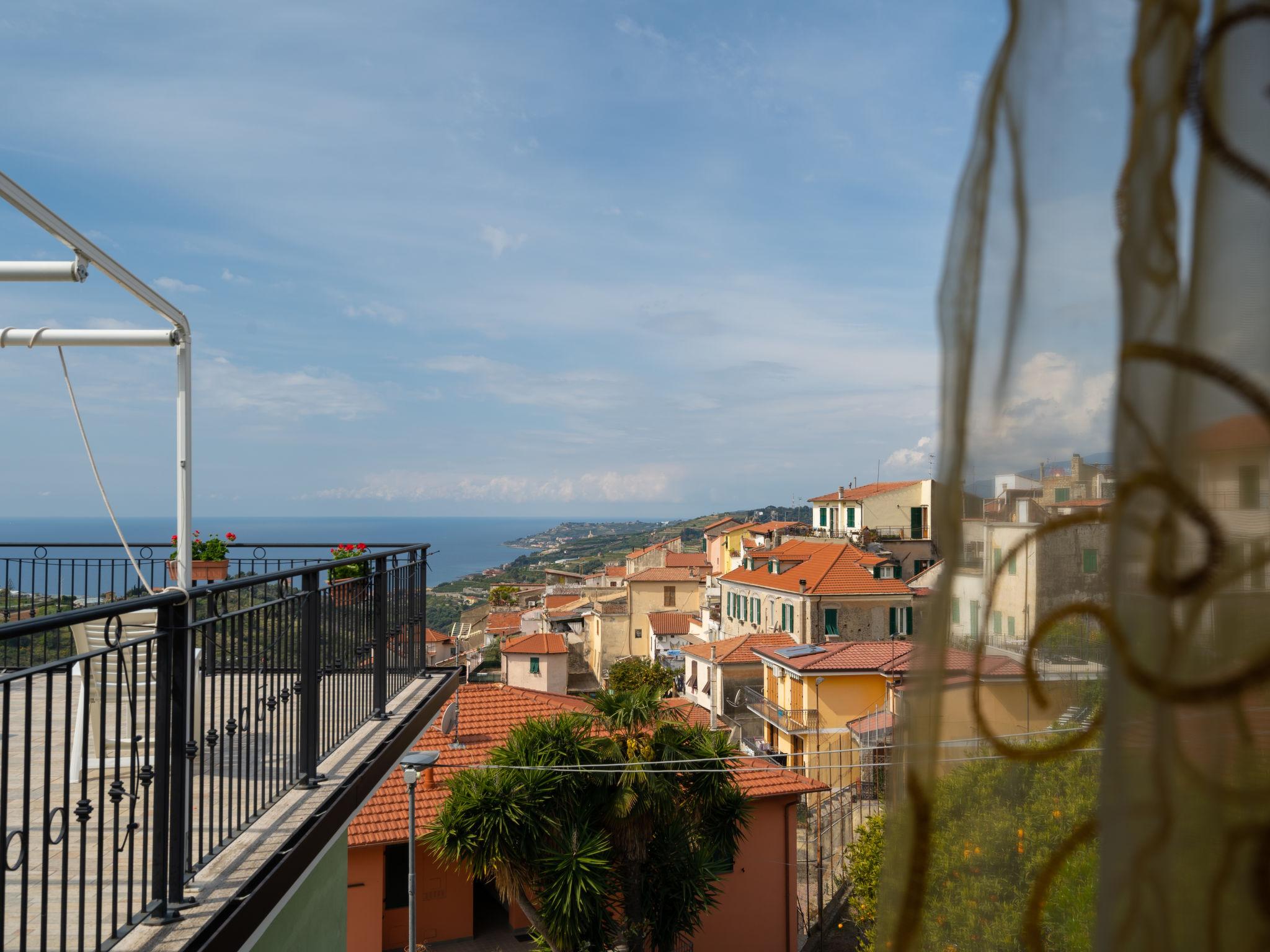 Photo 16 - Maison de 1 chambre à Terzorio avec terrasse et vues à la mer