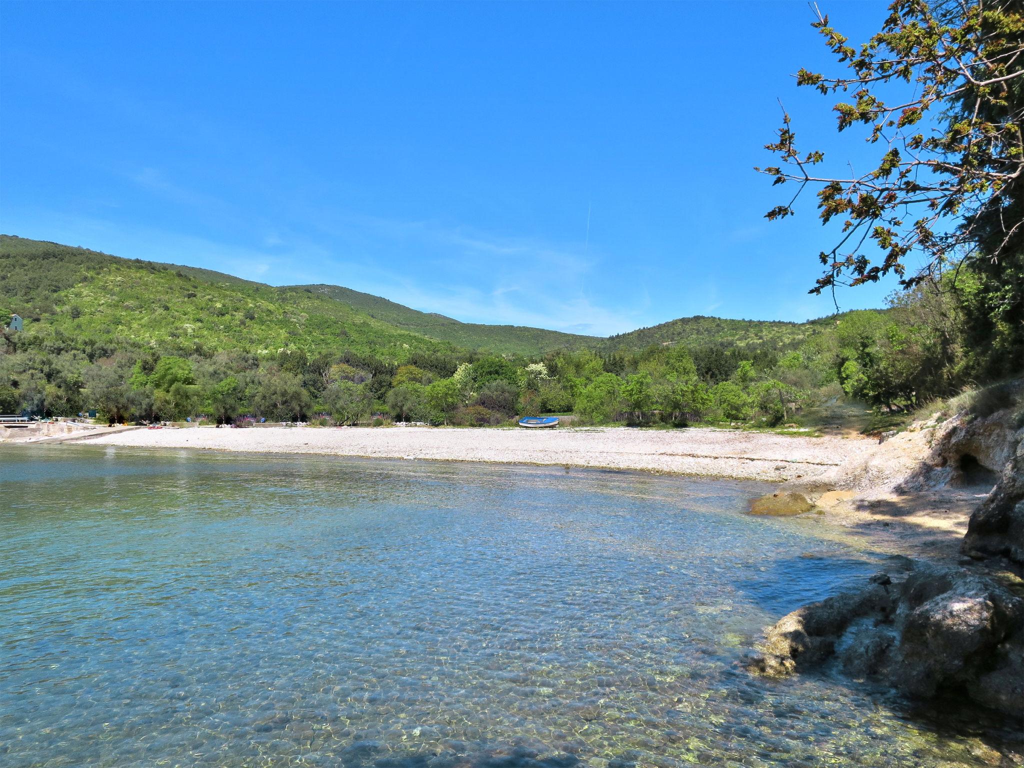 Photo 37 - 2 bedroom Apartment in Raša with terrace and sea view