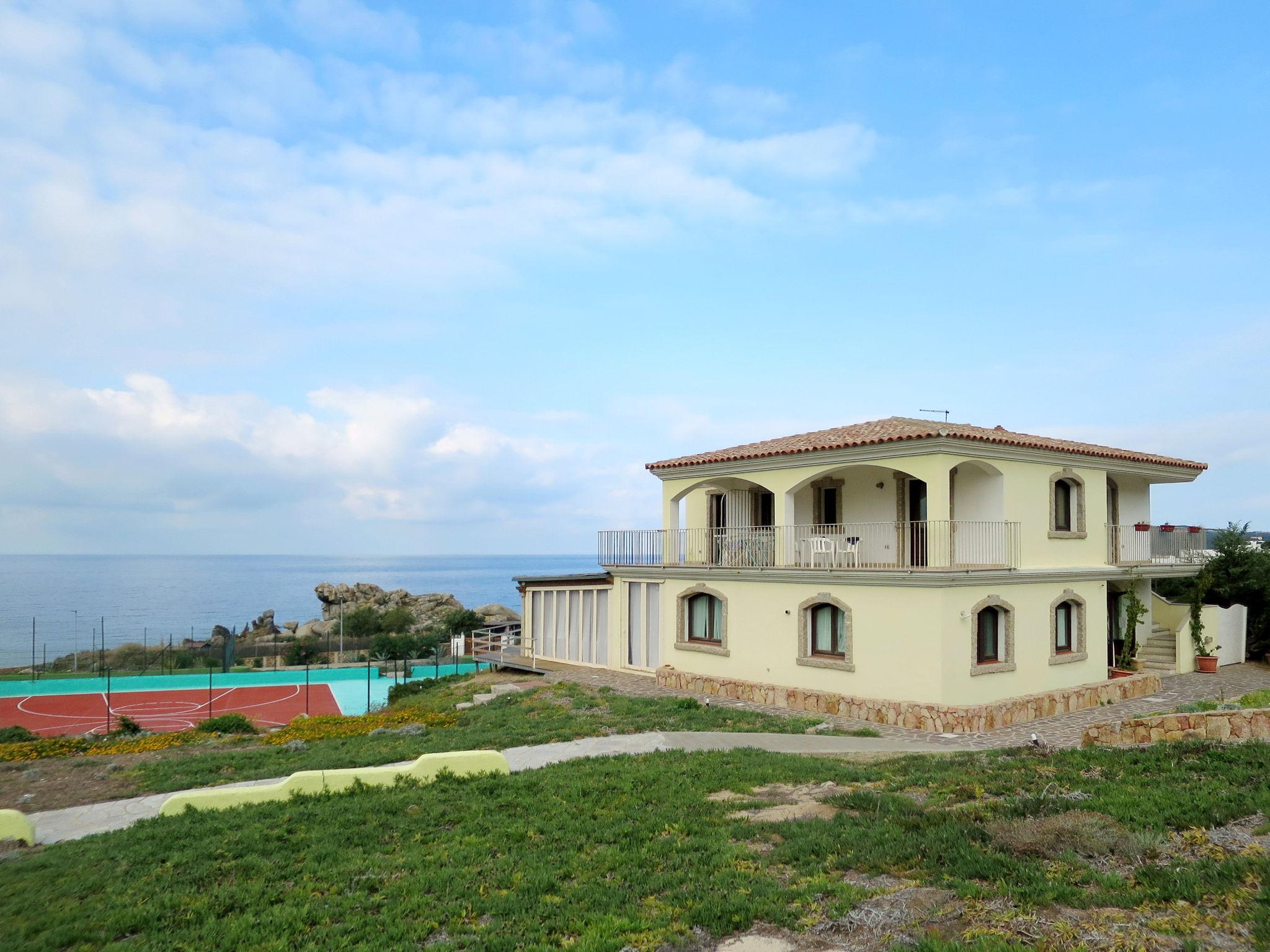 Foto 11 - Appartamento con 1 camera da letto a Santa Teresa Gallura con piscina e vista mare