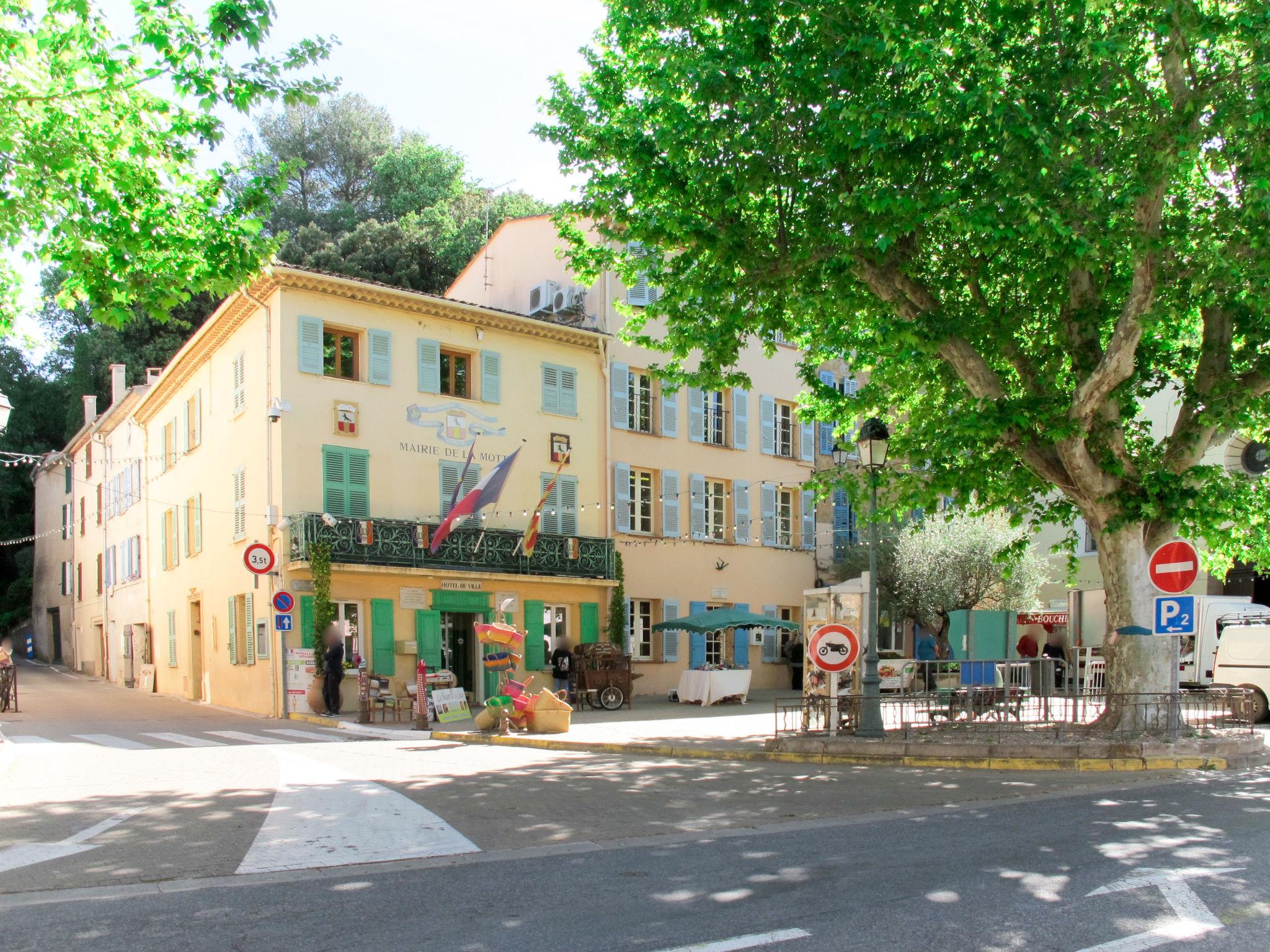 Photo 25 - Maison de 2 chambres à La Motte avec piscine et jardin