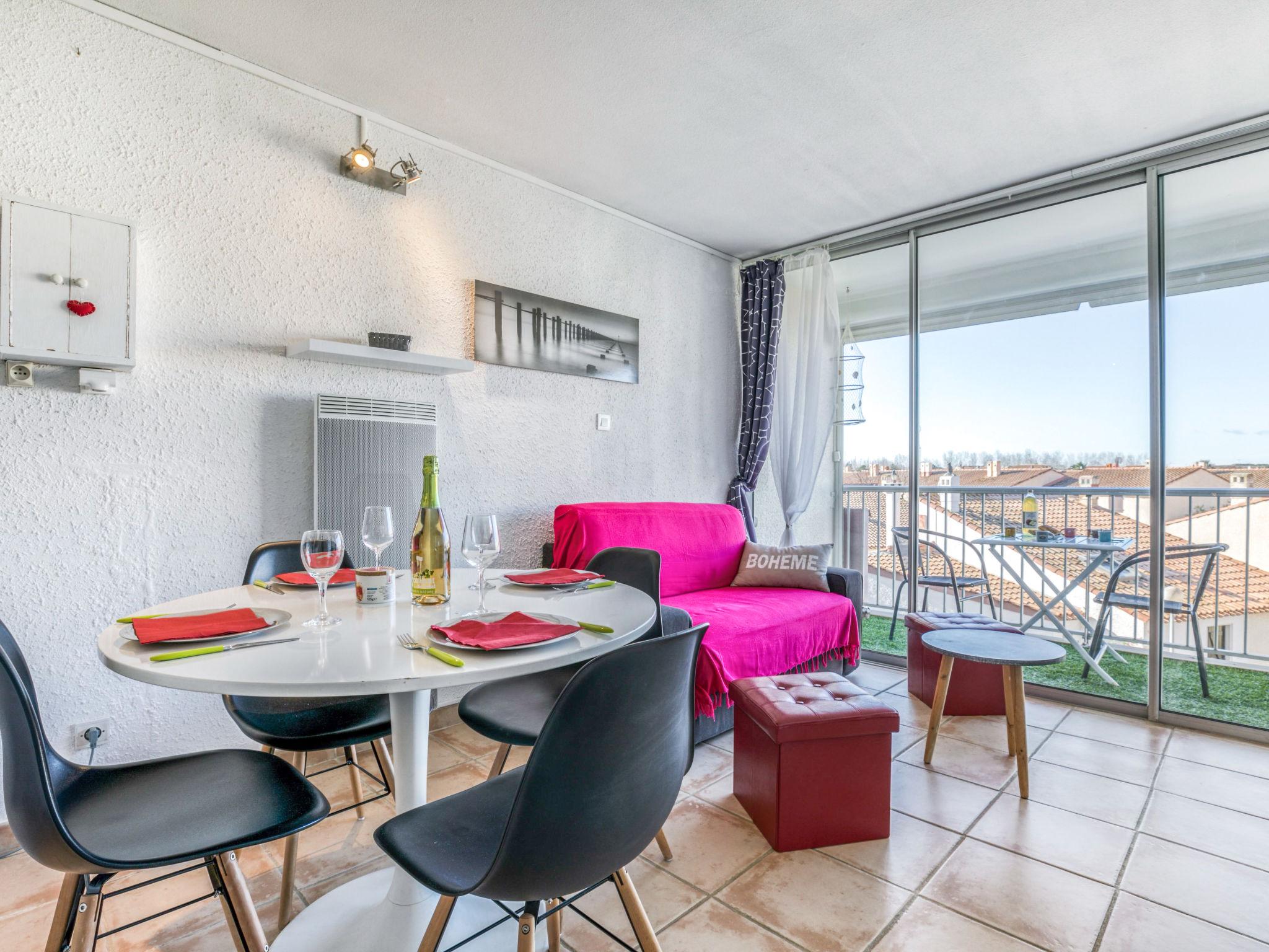 Foto 1 - Apartamento de 1 quarto em Le Grau-du-Roi com terraço e vistas do mar