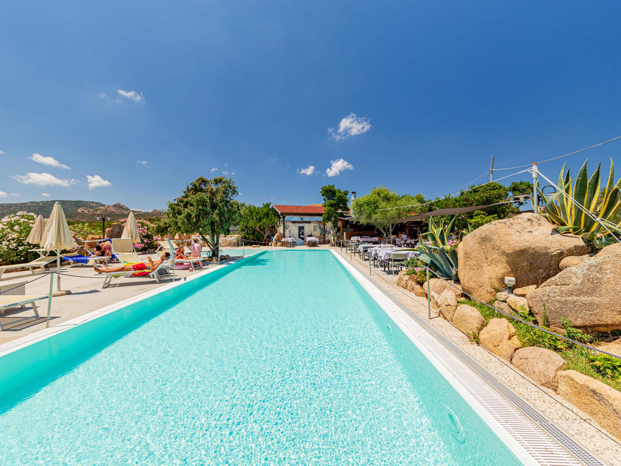 Photo 4 - Appartement en San Teodoro avec piscine et jardin