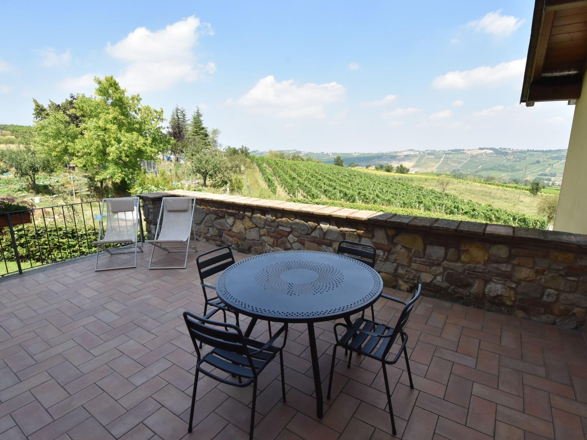 Photo 18 - Maison de 2 chambres à Castana avec piscine et terrasse