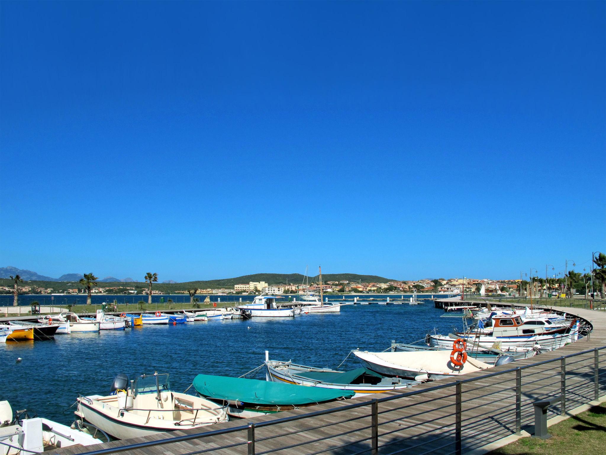 Foto 26 - Appartamento con 2 camere da letto a Golfo Aranci con piscina e vista mare