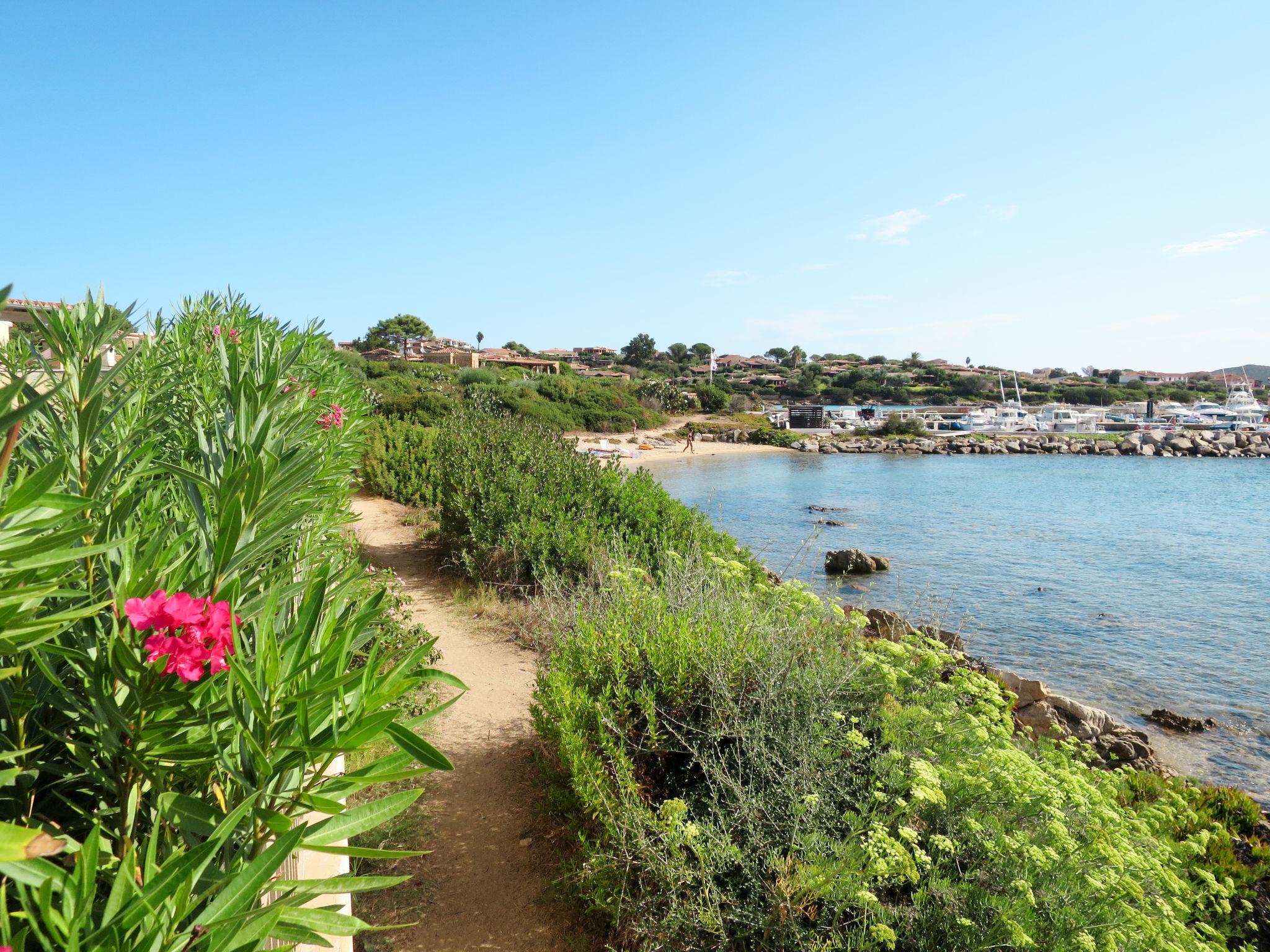 Foto 19 - Haus mit 2 Schlafzimmern in Golfo Aranci mit schwimmbad und blick aufs meer