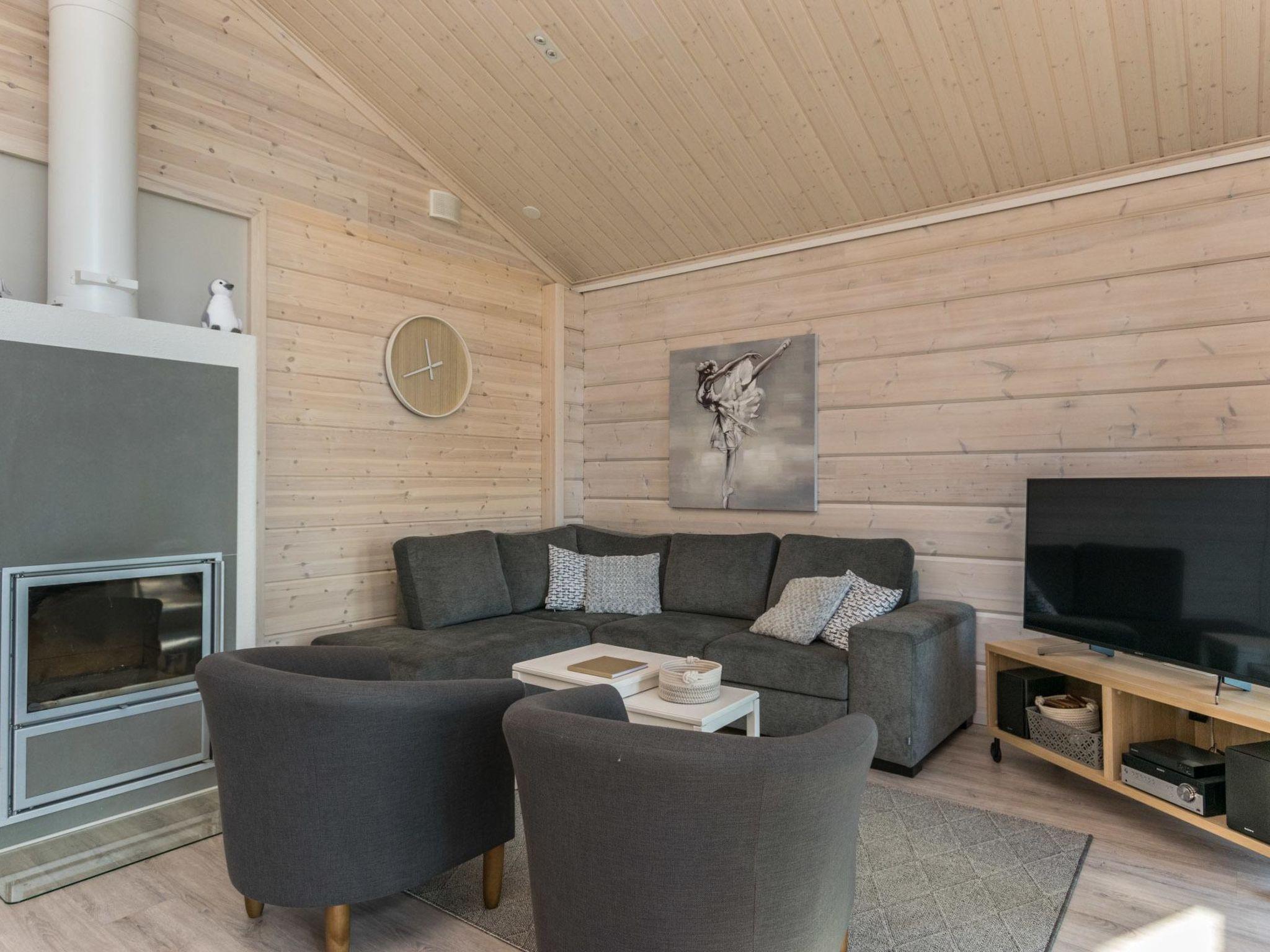 Photo 11 - 4 bedroom House in Kouvola with sauna
