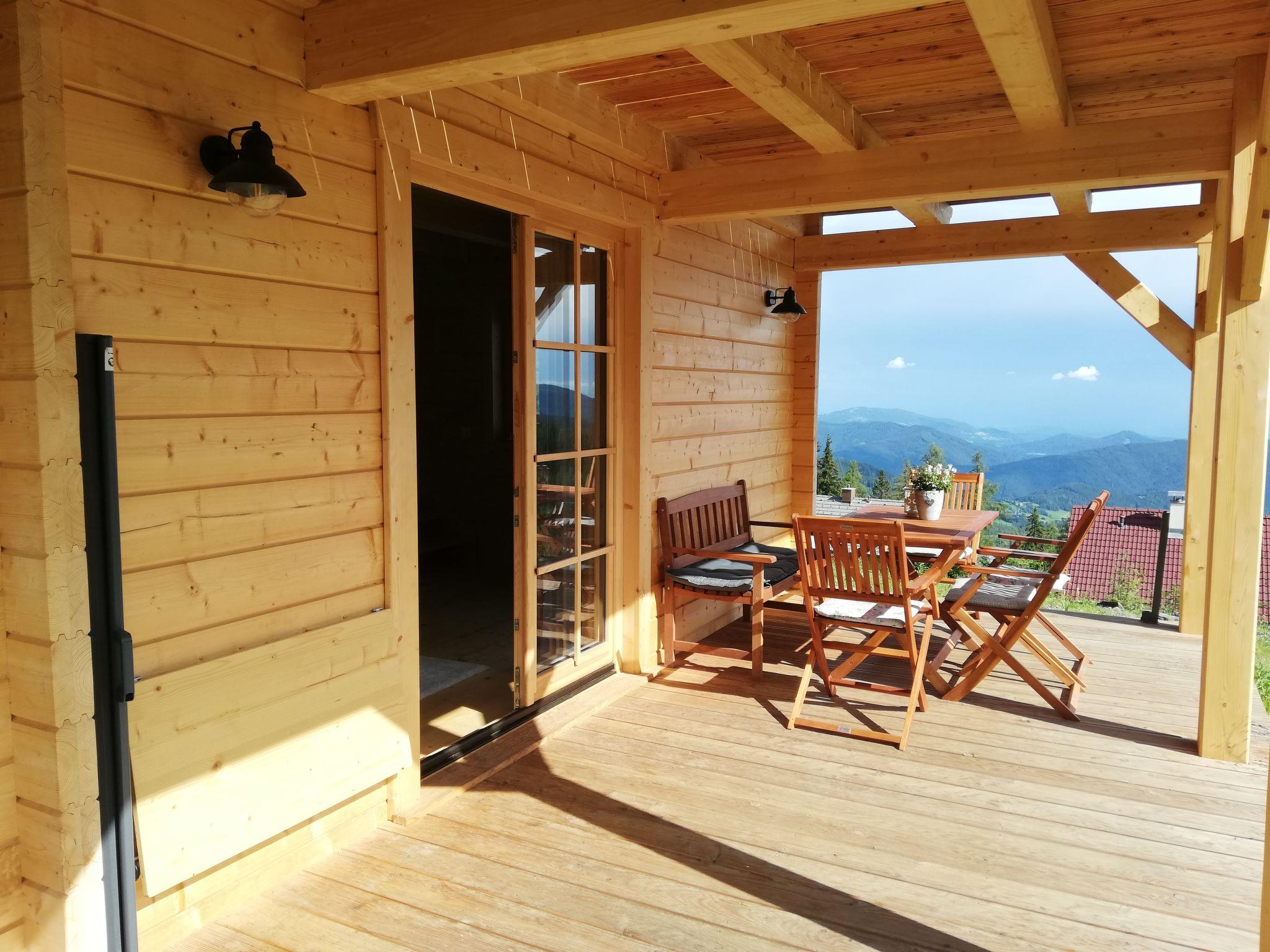 Photo 8 - Maison de 2 chambres à Albeck avec terrasse et vues sur la montagne