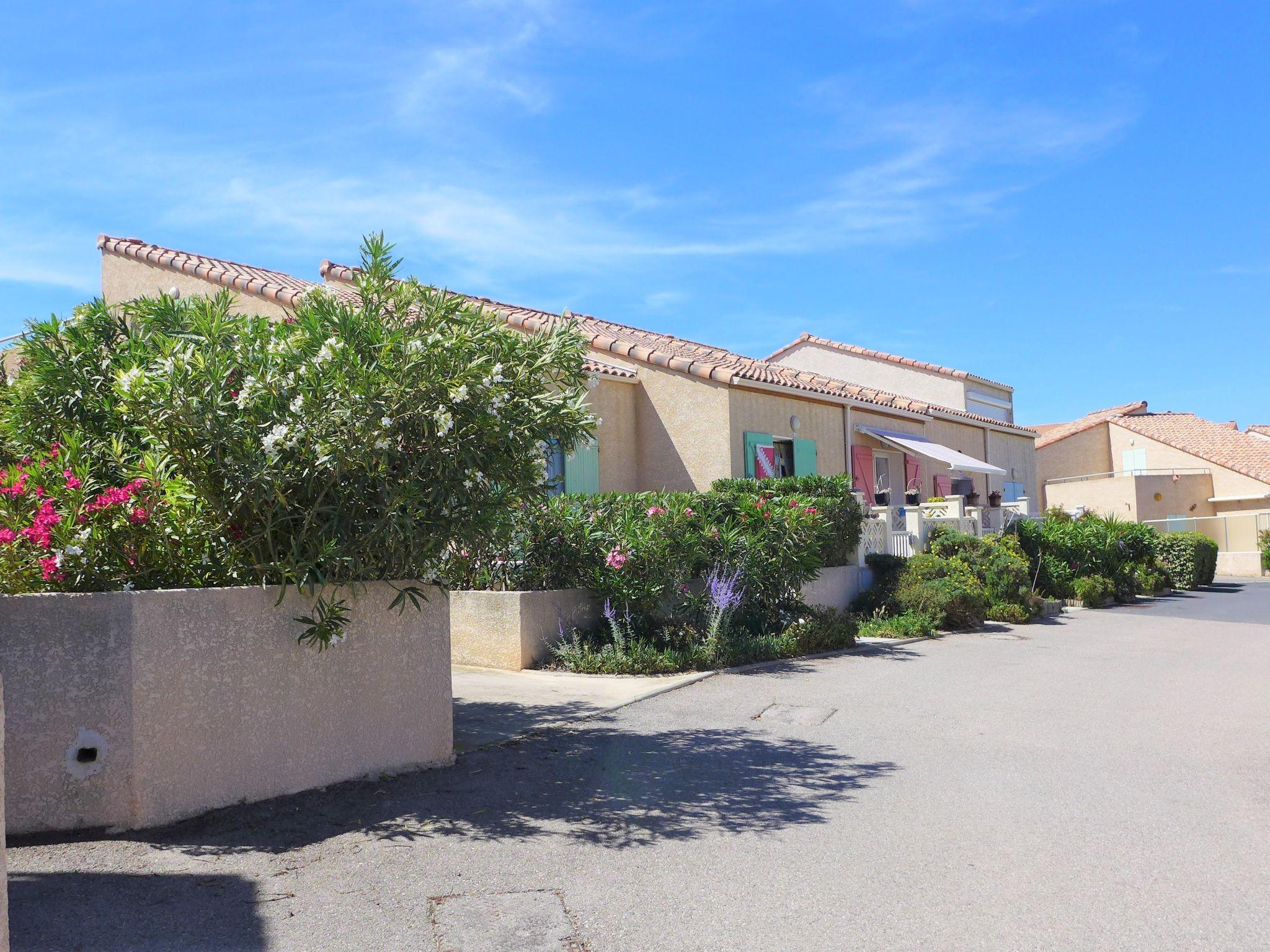 Photo 26 - Maison de 2 chambres à Fleury avec piscine et vues à la mer