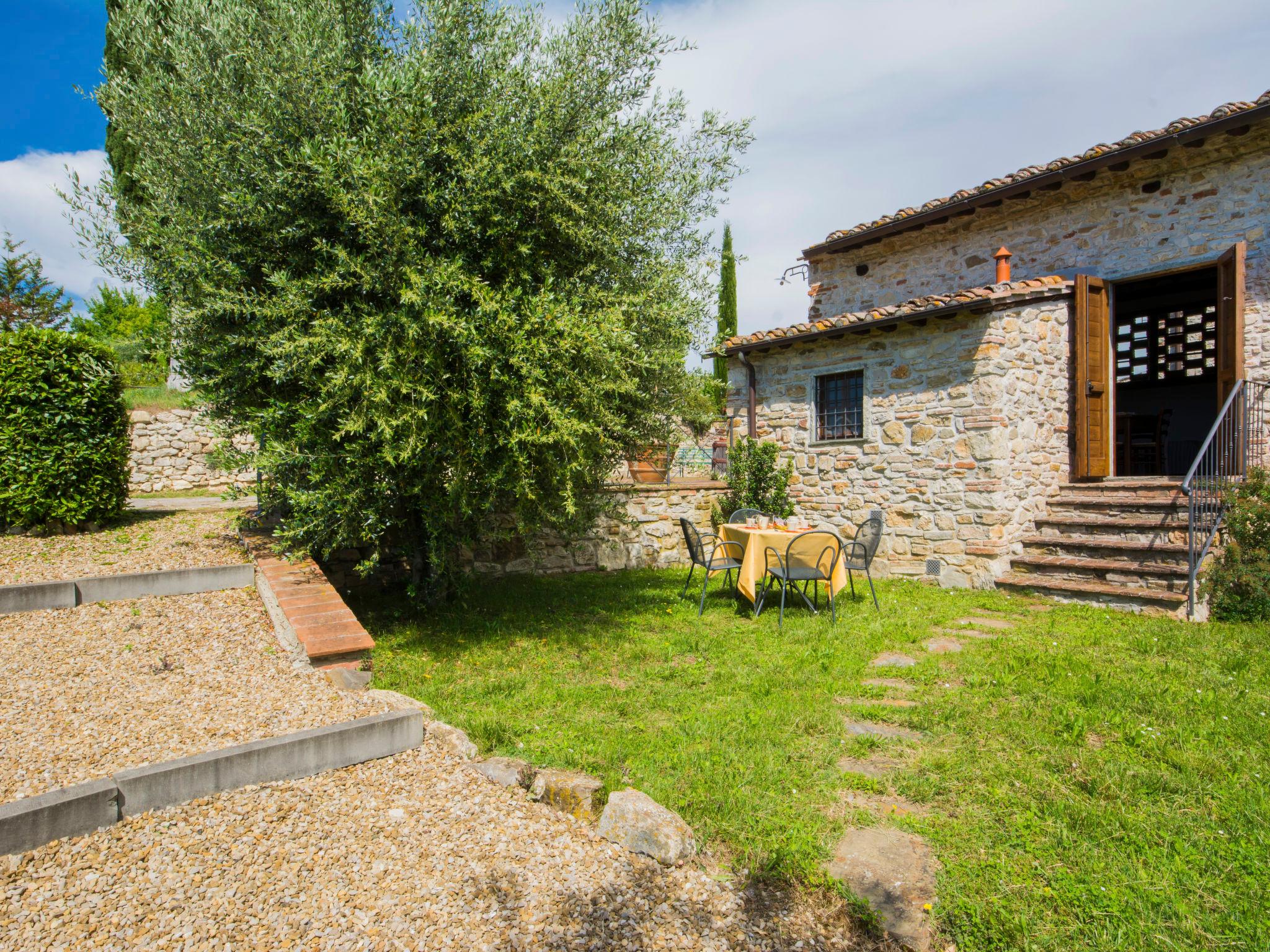 Foto 25 - Apartamento de 1 quarto em Bagno a Ripoli com piscina e jardim