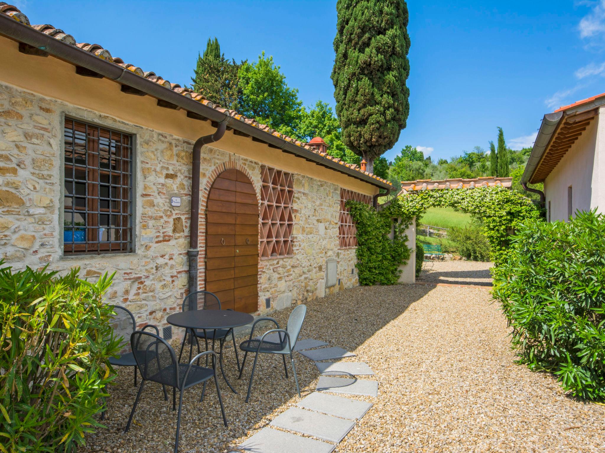 Foto 21 - Apartamento de 2 quartos em Bagno a Ripoli com piscina e jardim