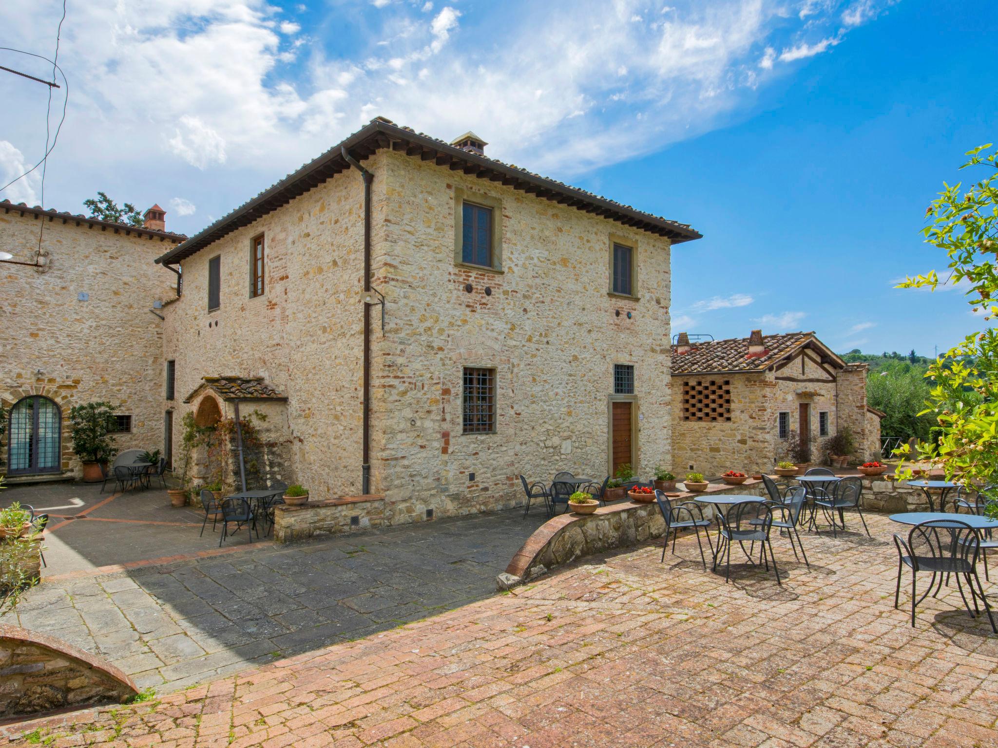 Foto 19 - Apartamento de 2 quartos em Bagno a Ripoli com piscina e jardim