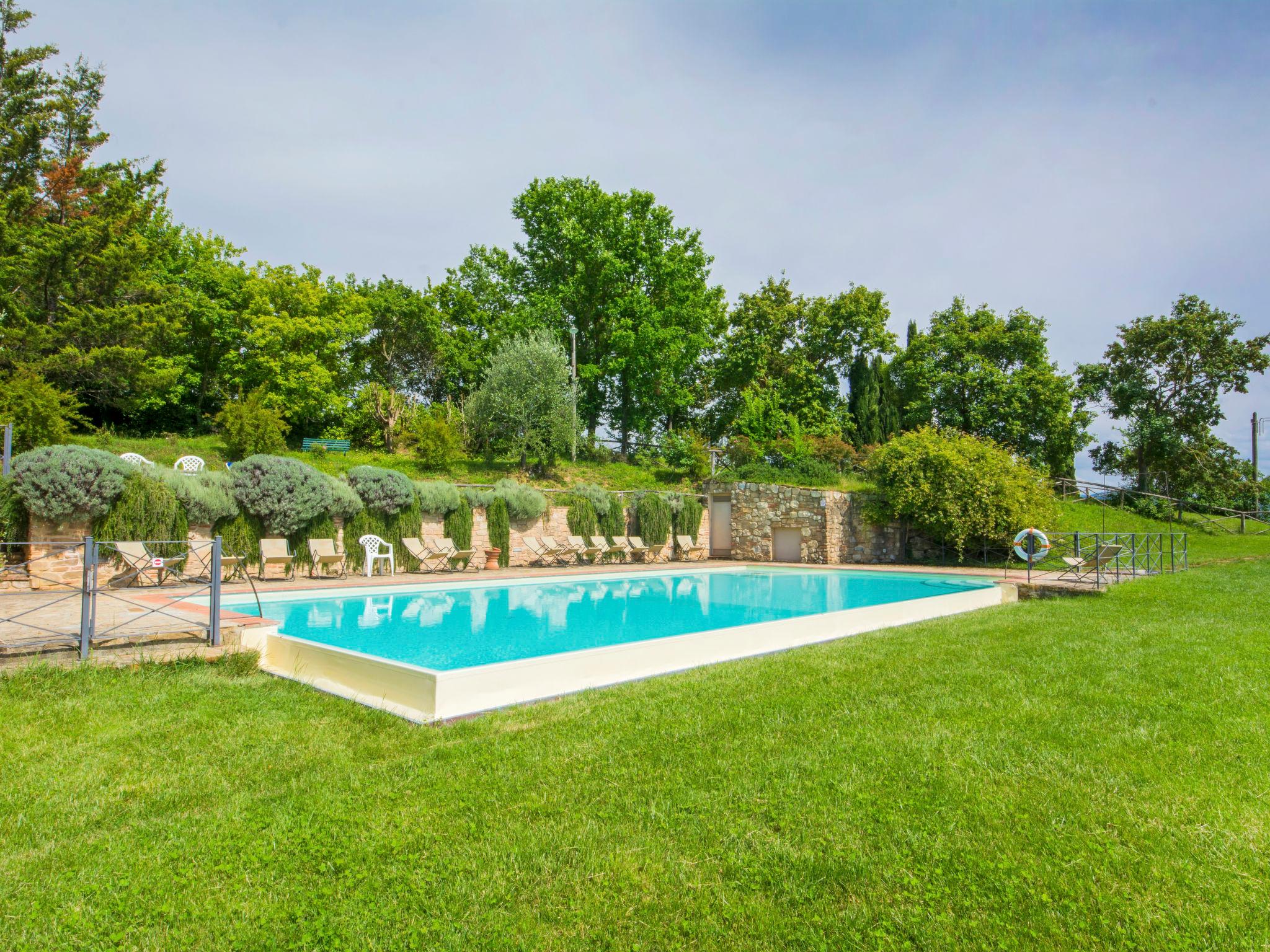 Photo 35 - Appartement de 2 chambres à Bagno a Ripoli avec piscine et jardin