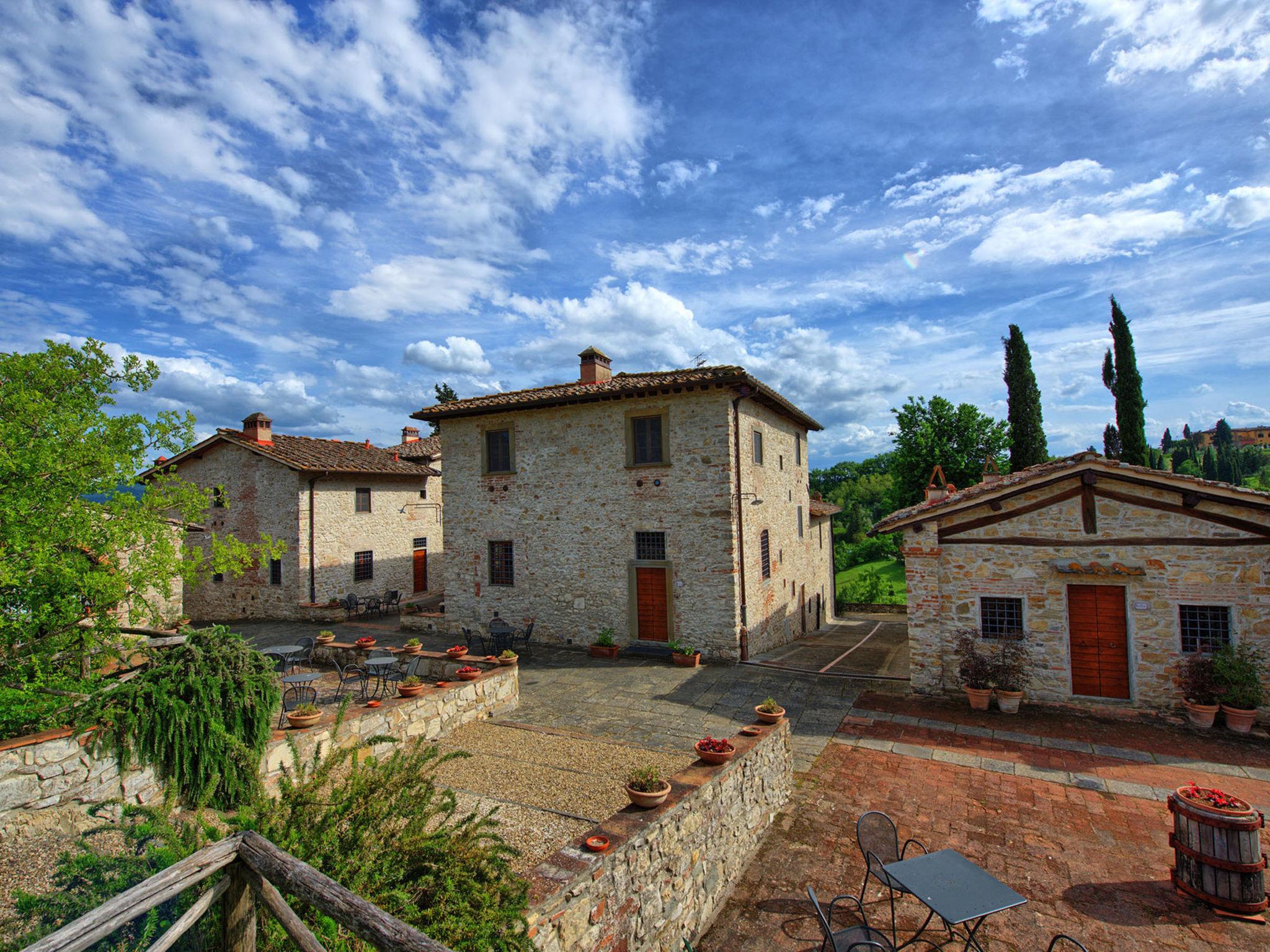 Foto 7 - Haus mit 1 Schlafzimmer in Bagno a Ripoli mit schwimmbad und garten