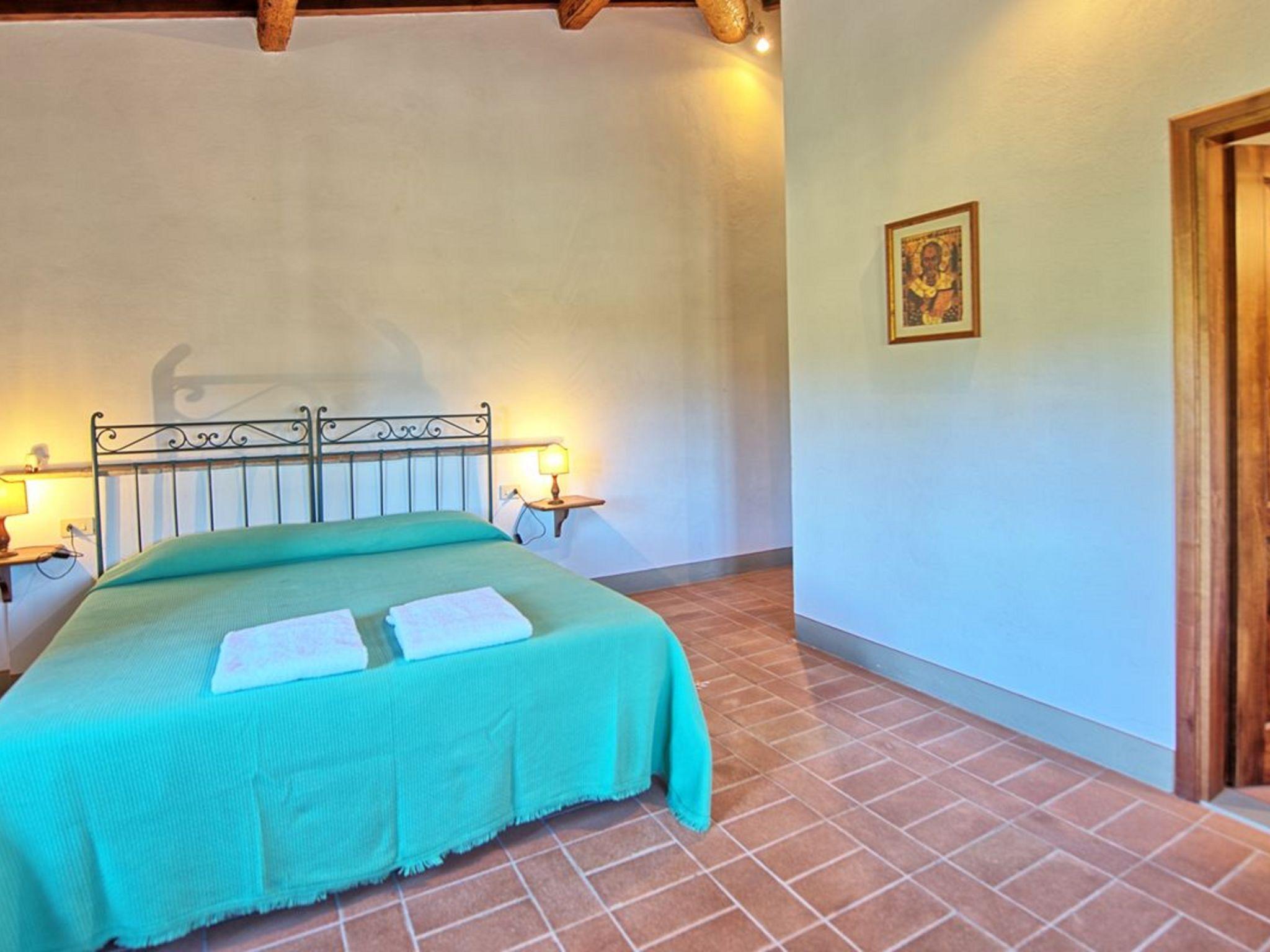 Foto 13 - Apartment mit 2 Schlafzimmern in Bagno a Ripoli mit schwimmbad und garten