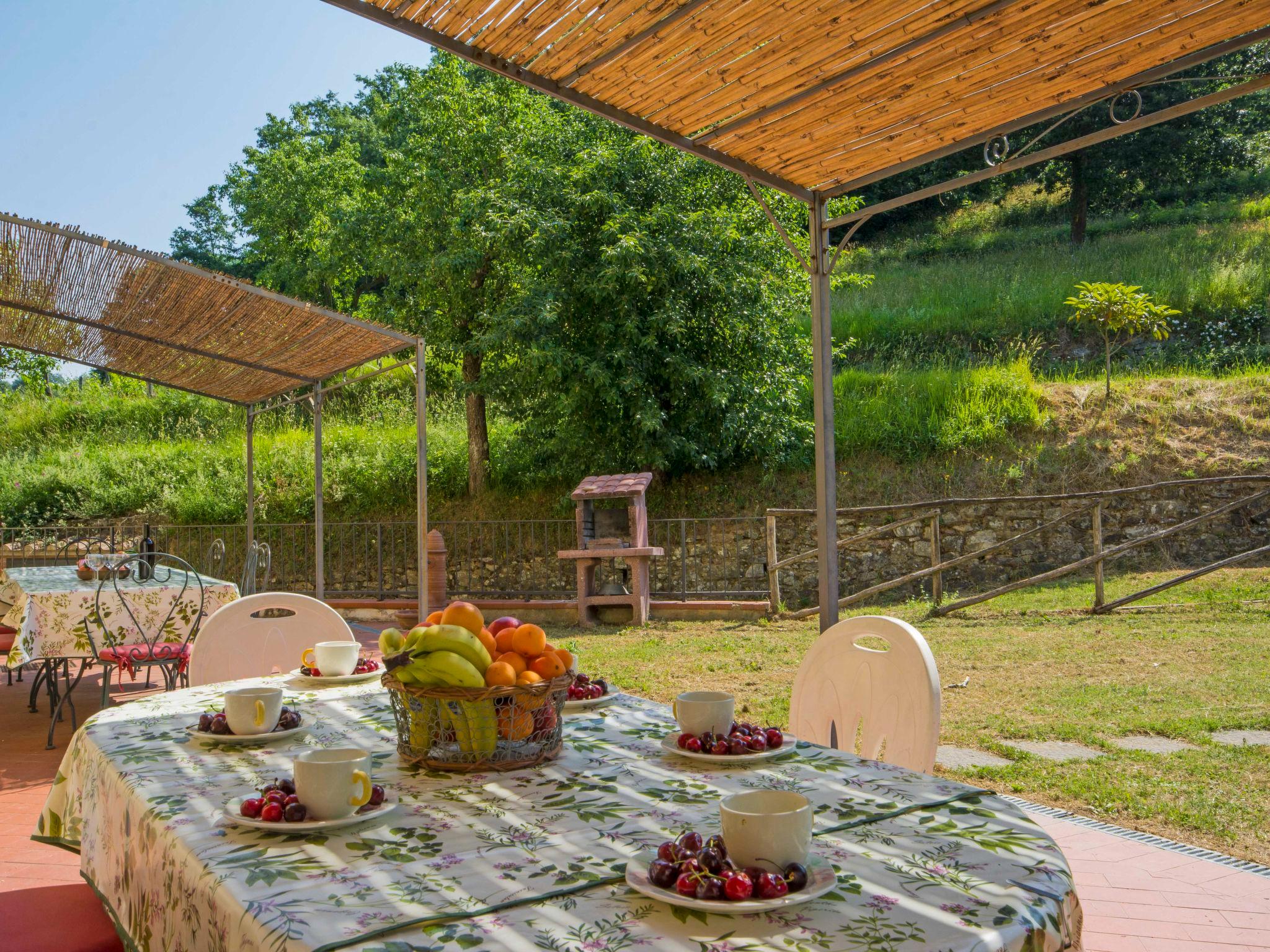 Foto 22 - Appartamento con 3 camere da letto a Serravalle Pistoiese con piscina e giardino